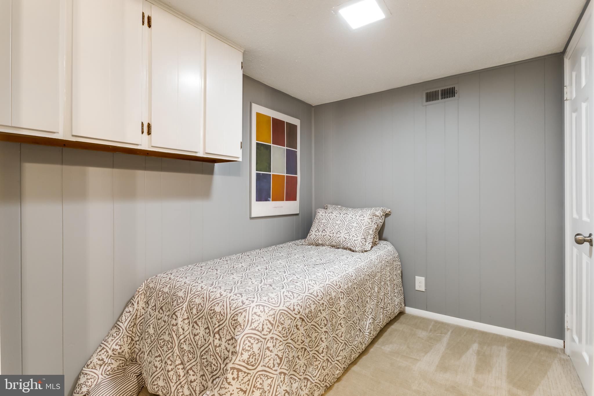 FAIRLINGTON - Residential