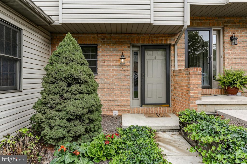 Photo of 91 RIVER BEND PARK, LANCASTER, PA 17602 (MLS # PALA2041566)
