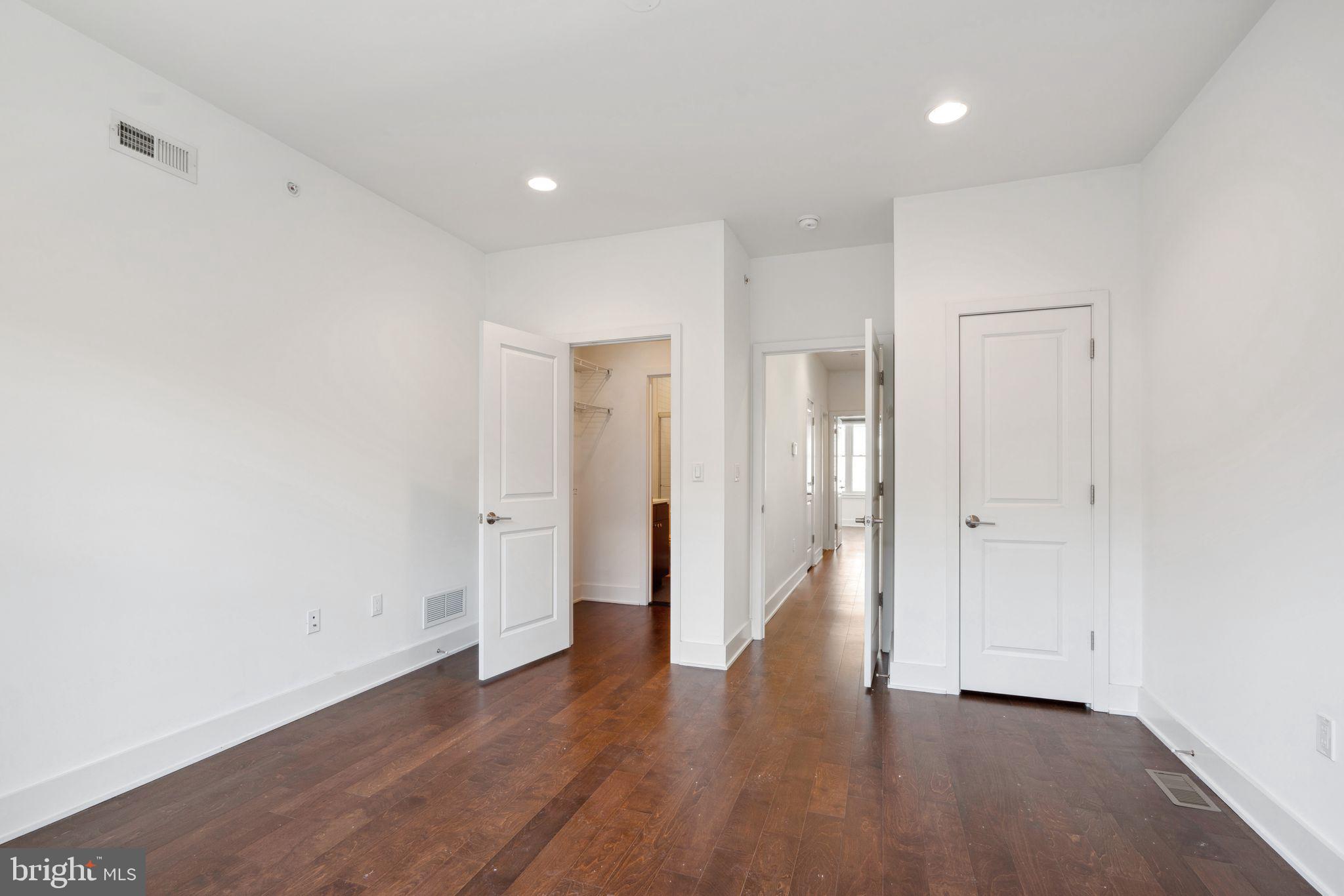 POINT BREEZE - Residential Lease