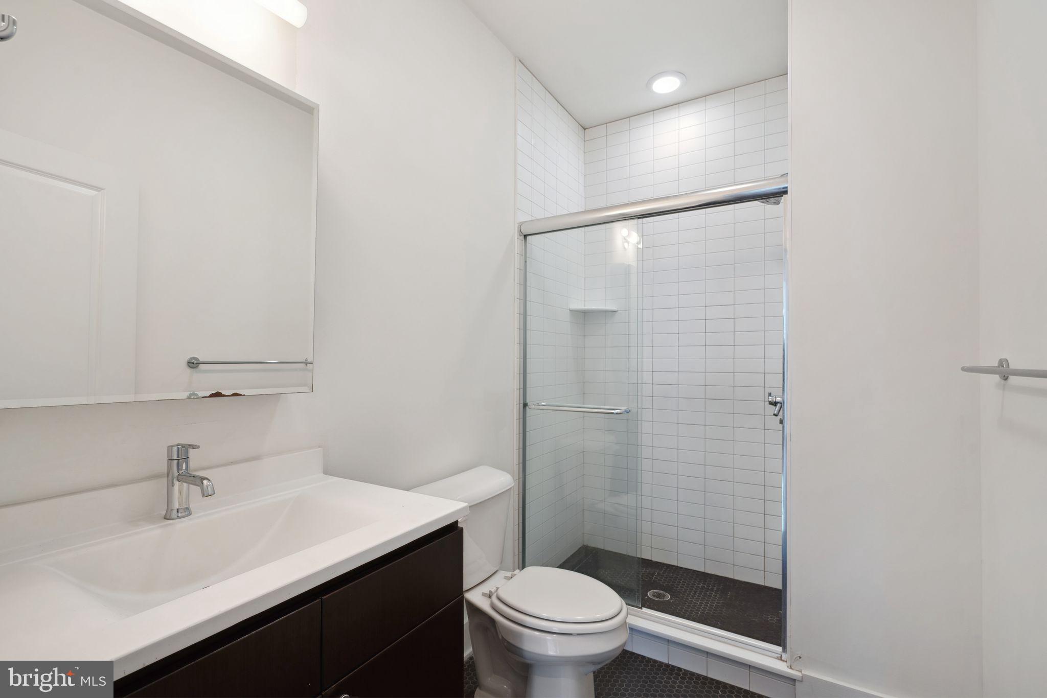 POINT BREEZE - Residential Lease