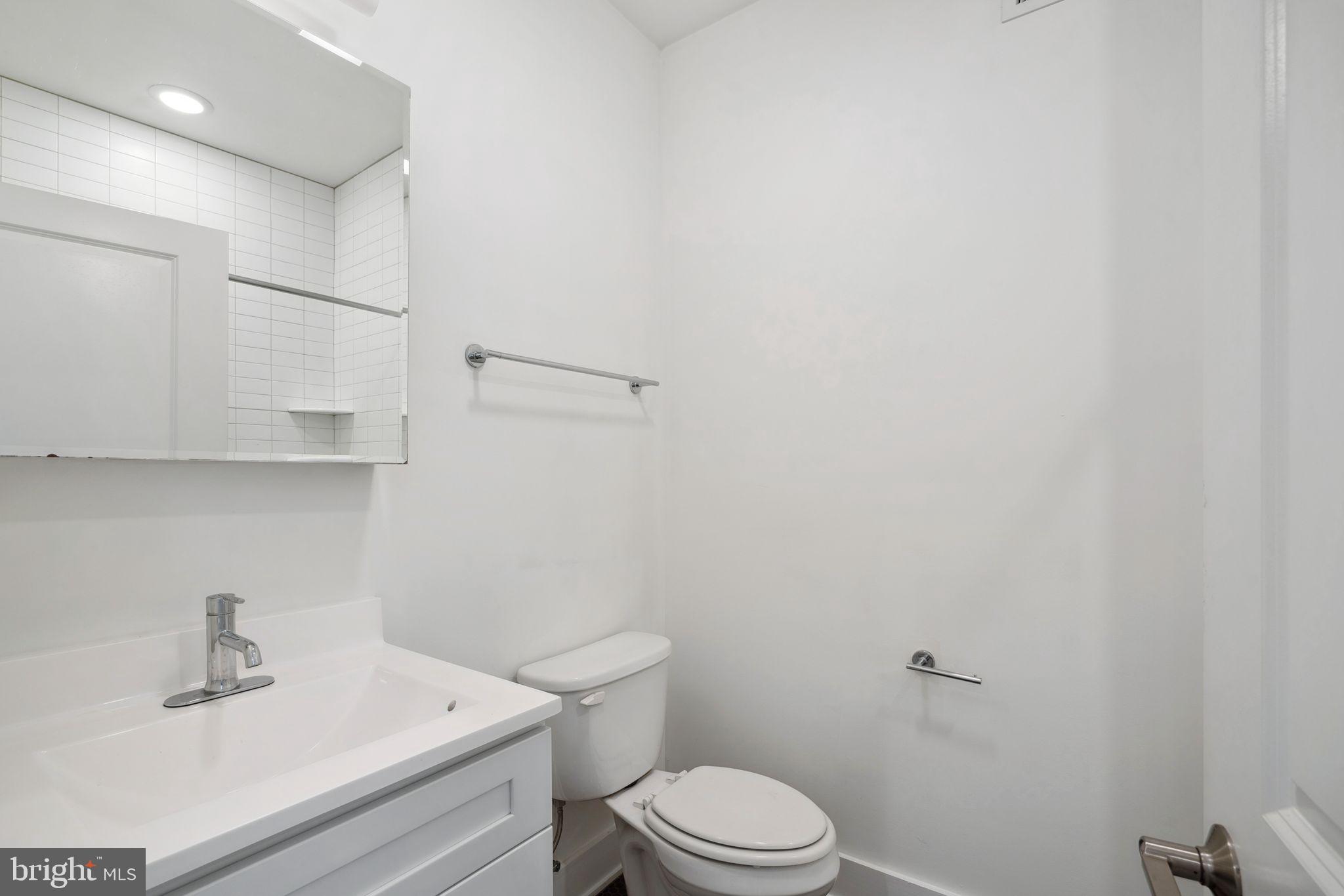 POINT BREEZE - Residential Lease