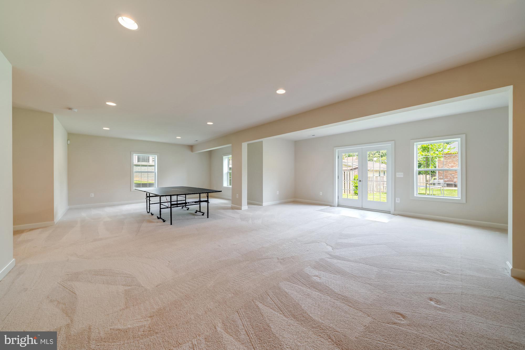 CHURCHILL - Residential