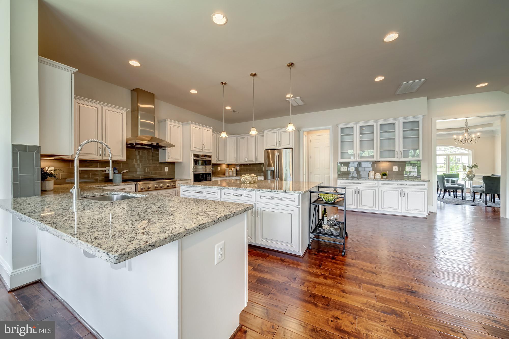 CHURCHILL - Residential