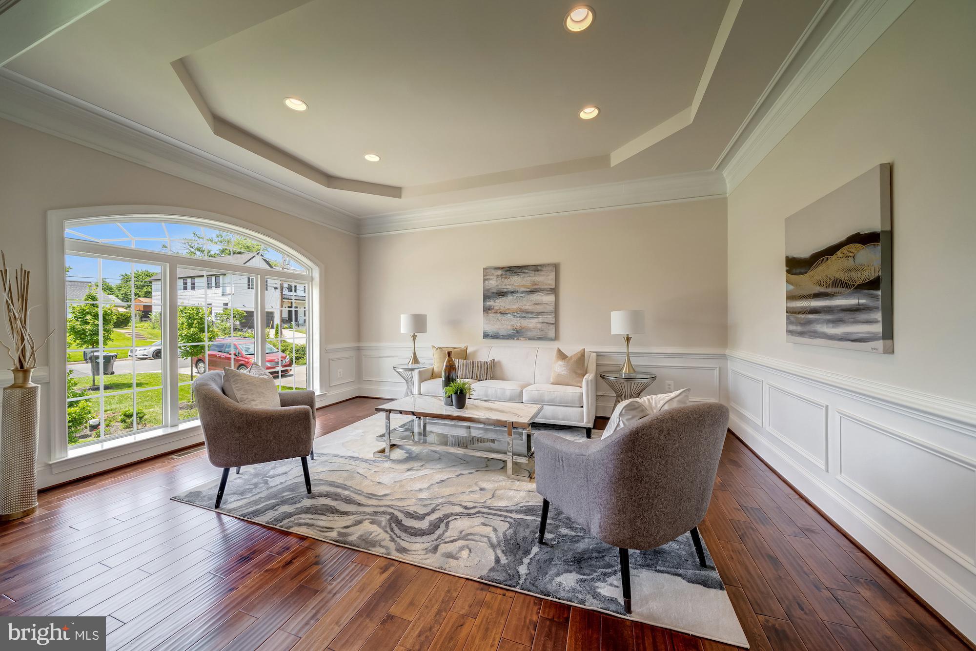 CHURCHILL - Residential