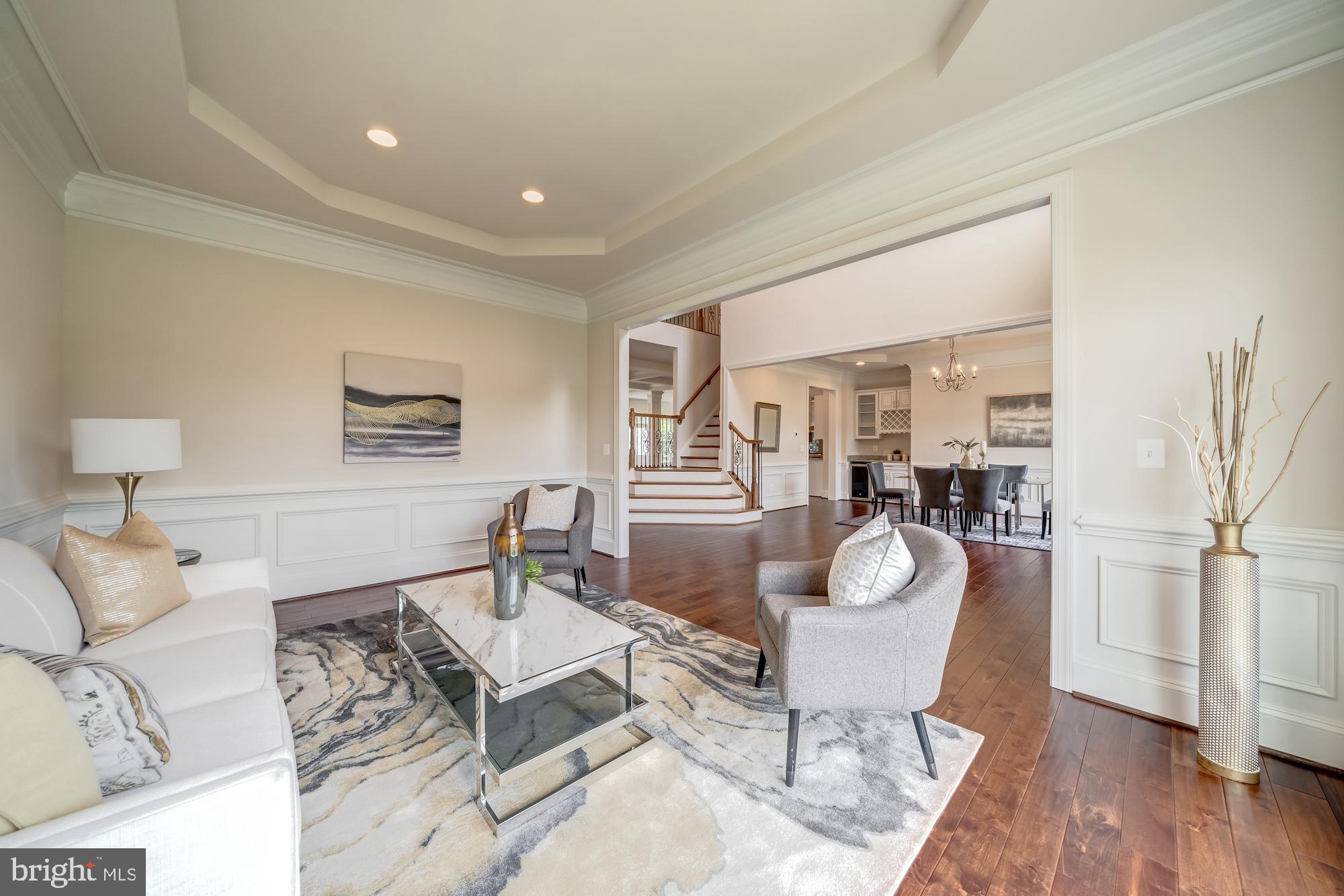 CHURCHILL - Residential