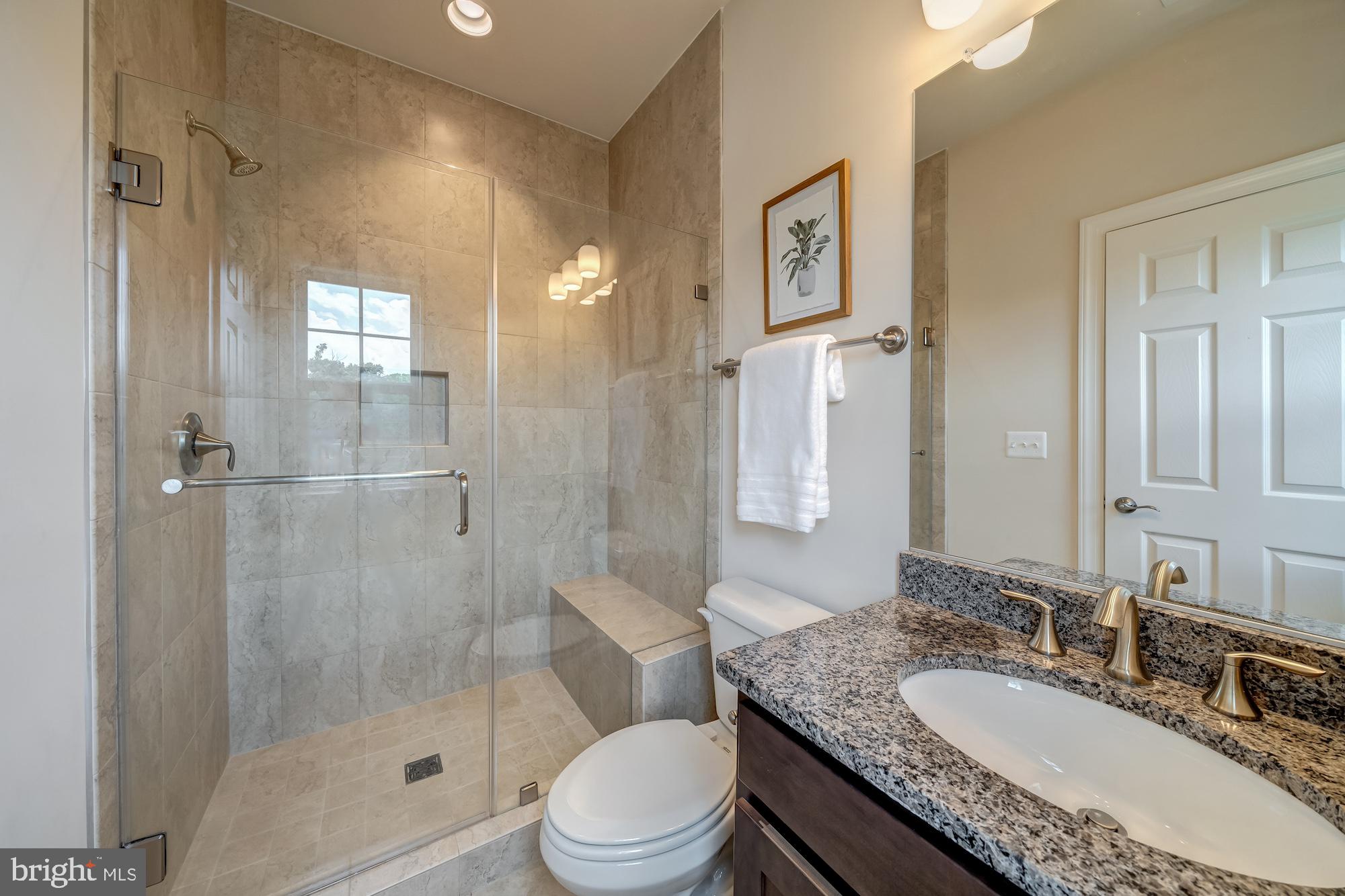 CHURCHILL - Residential