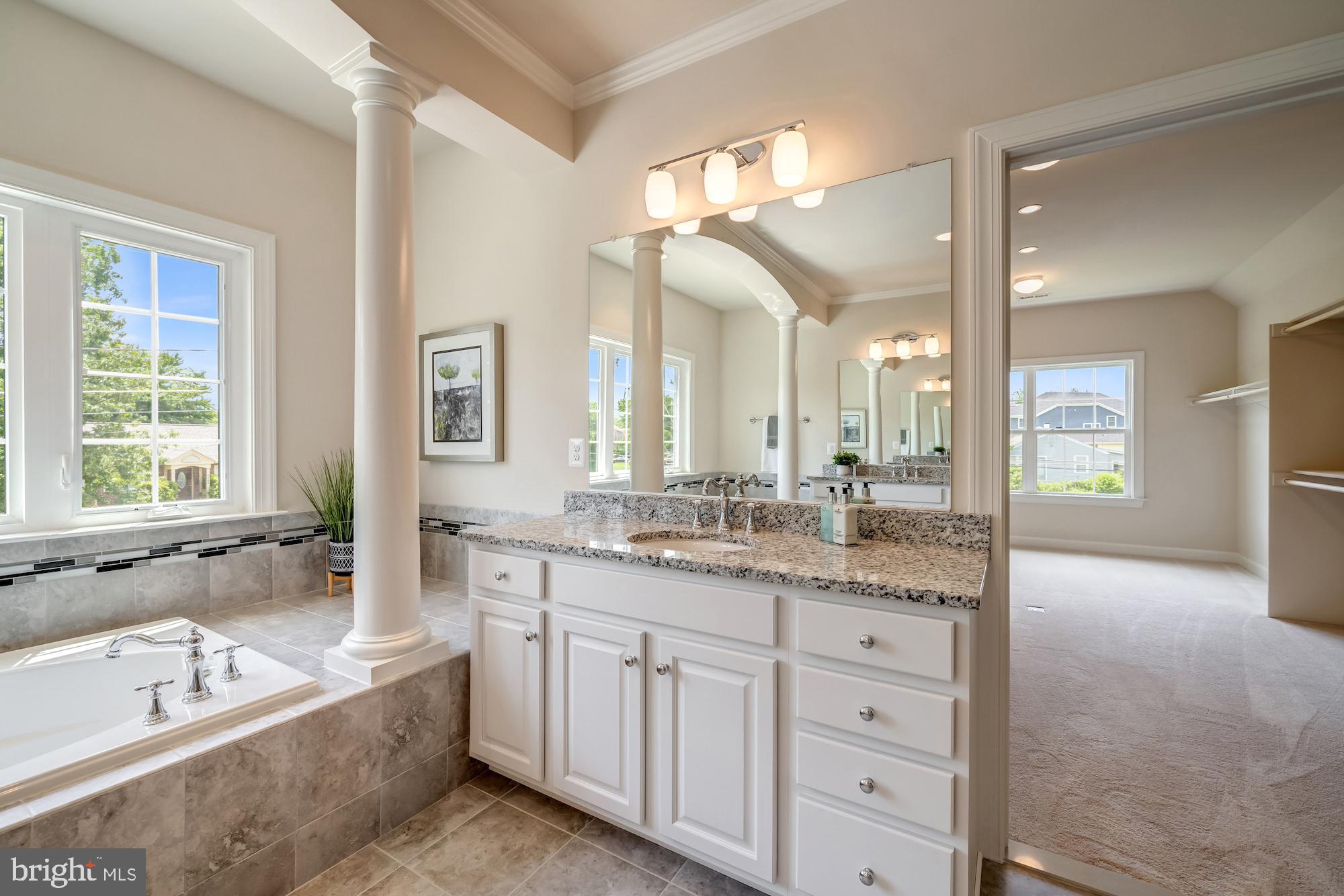 CHURCHILL - Residential