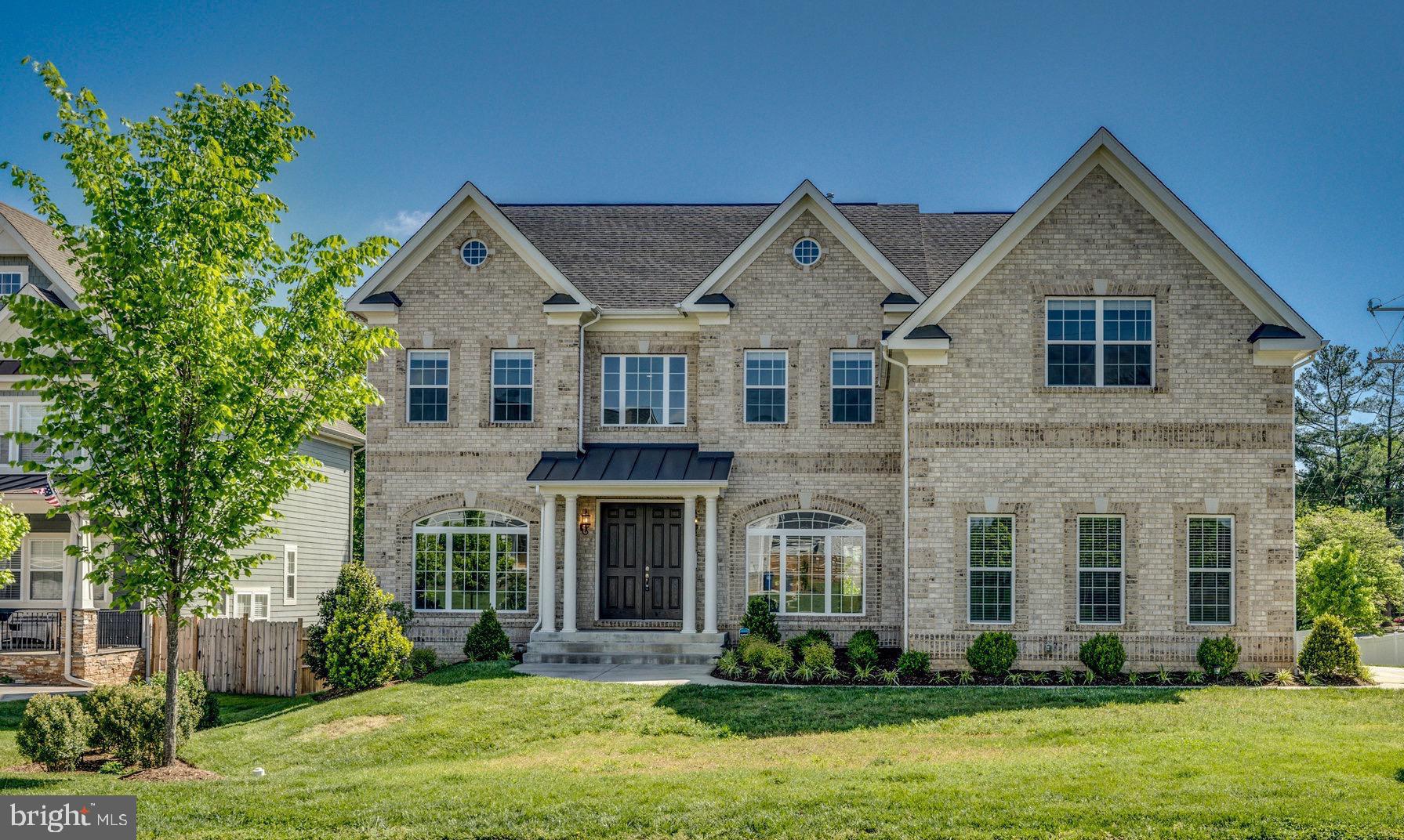 CHURCHILL - Residential