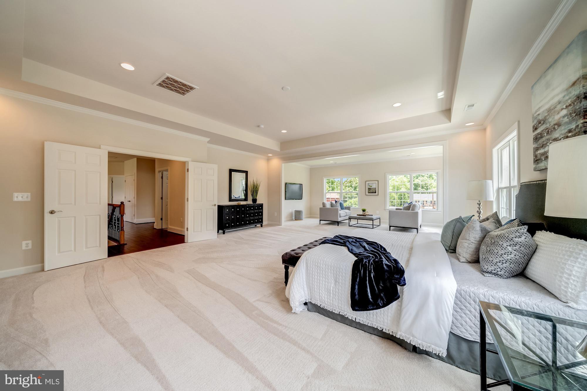 CHURCHILL - Residential