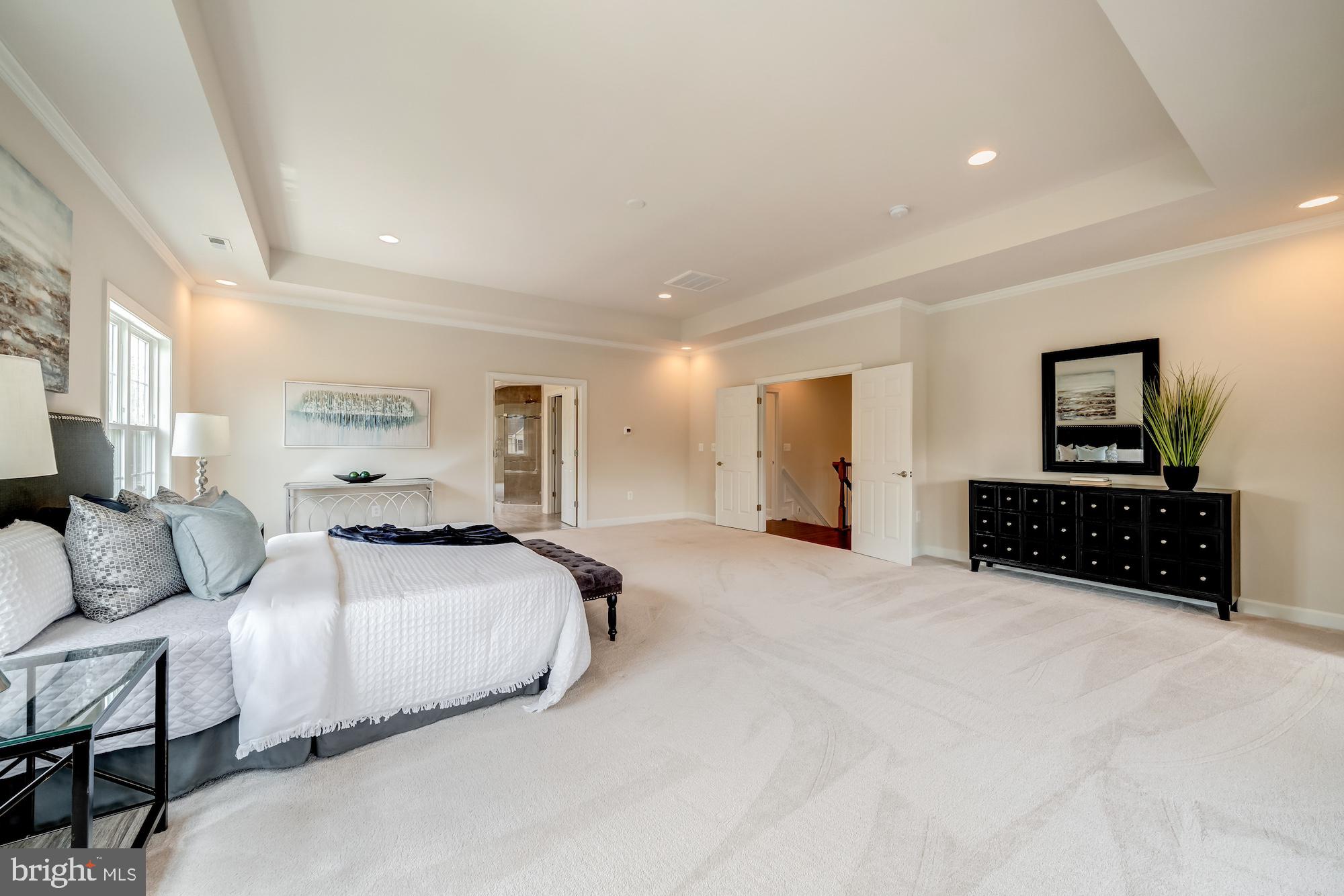 CHURCHILL - Residential