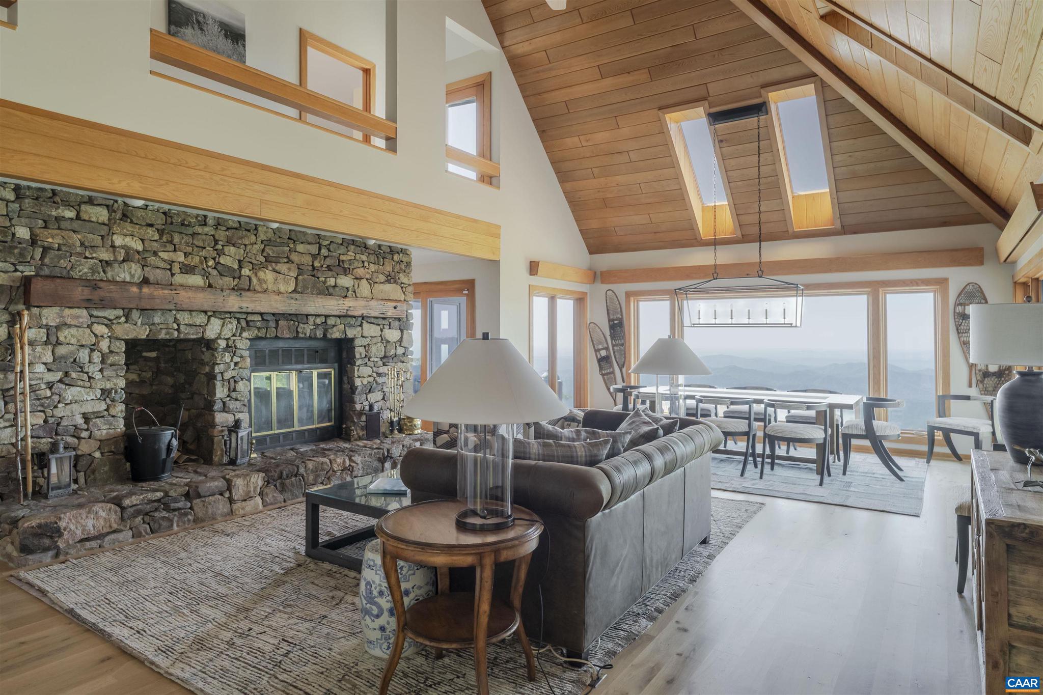 WINTERGREEN RESORT - Residential