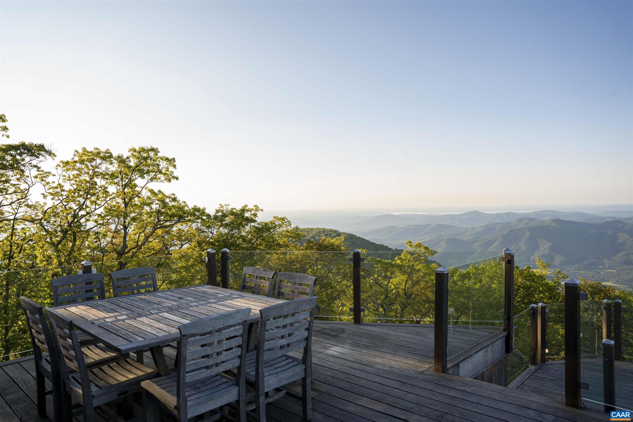 WINTERGREEN RESORT - Residential