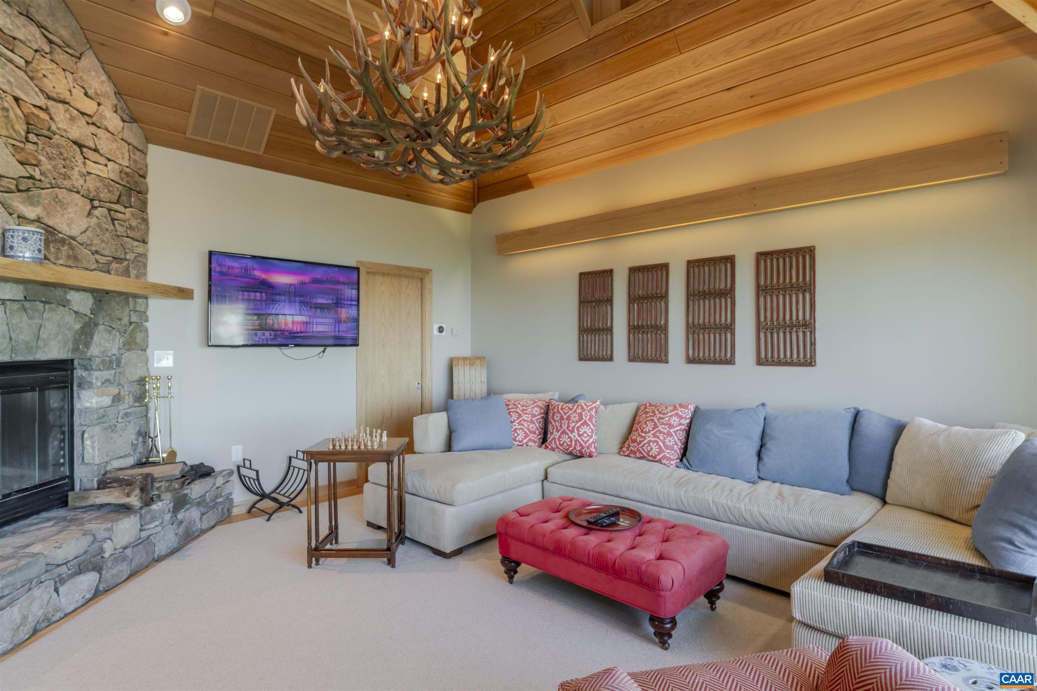 WINTERGREEN RESORT - Residential