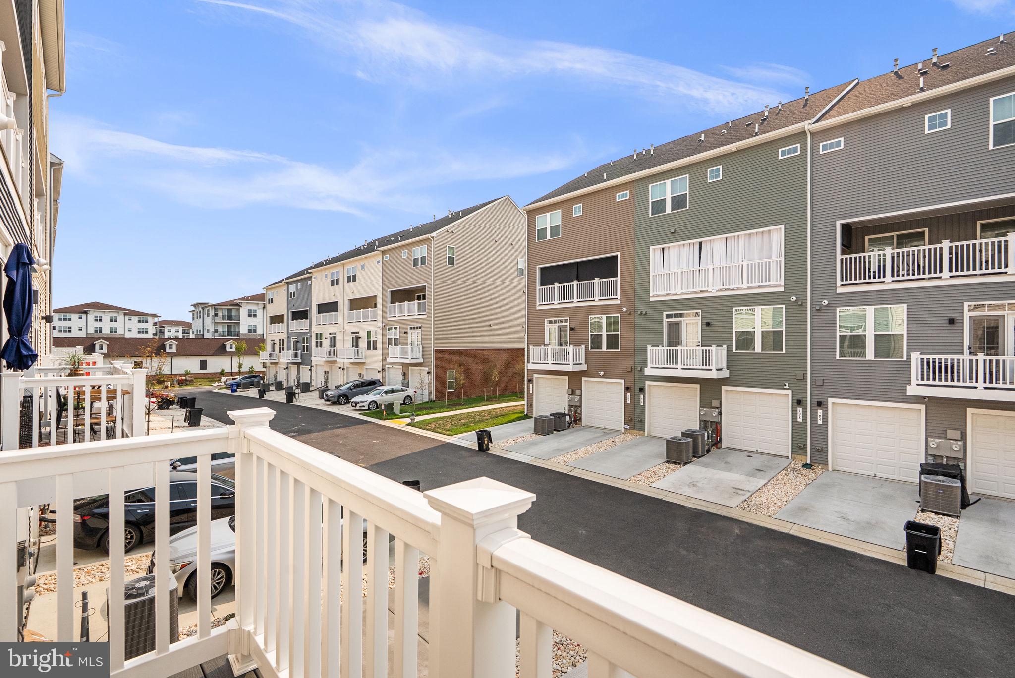 212 MATISSE PLACE 1009G