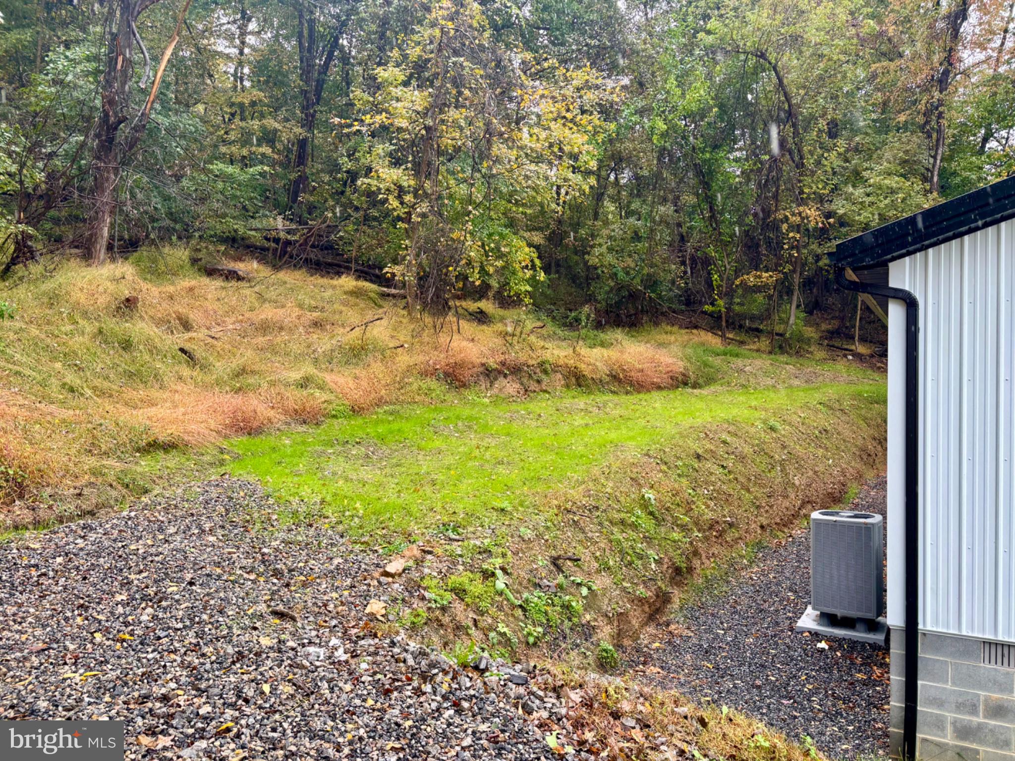 1131 MILLER RD