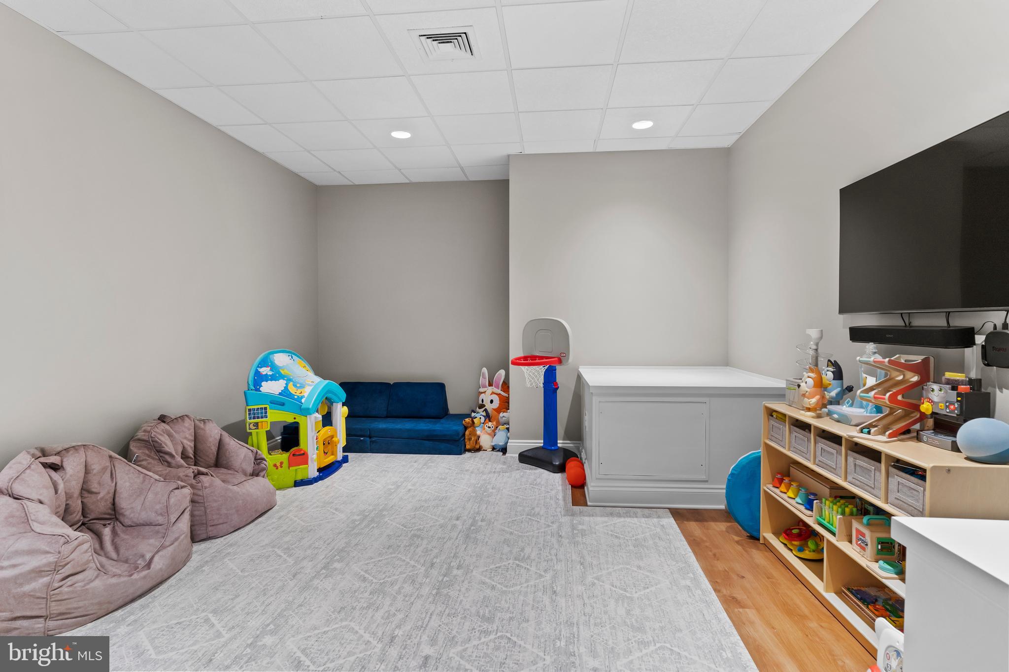 ALLEN GLEN - Residential