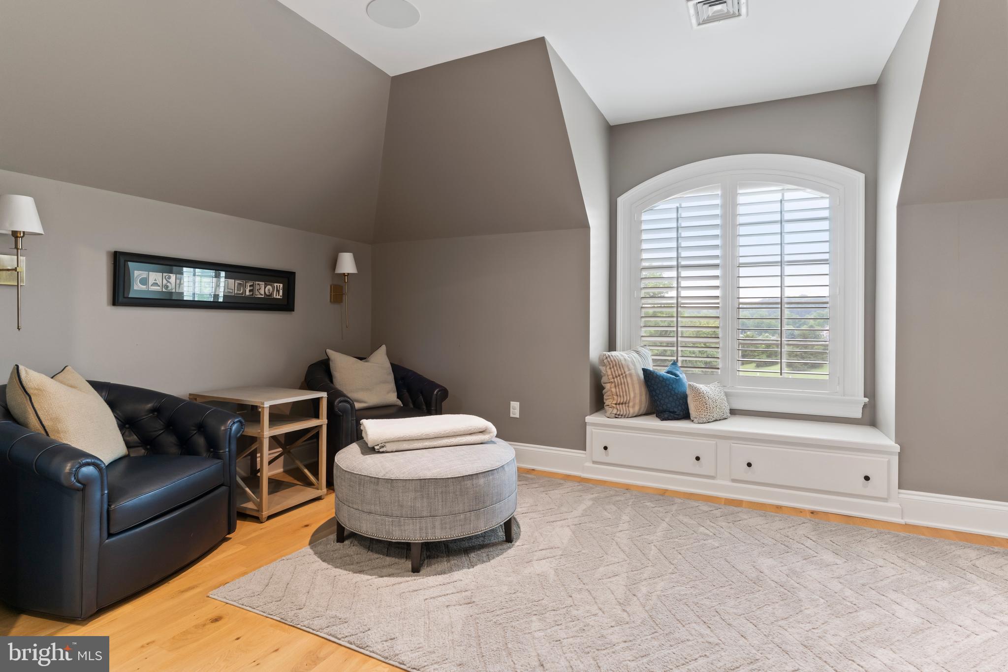 ALLEN GLEN - Residential