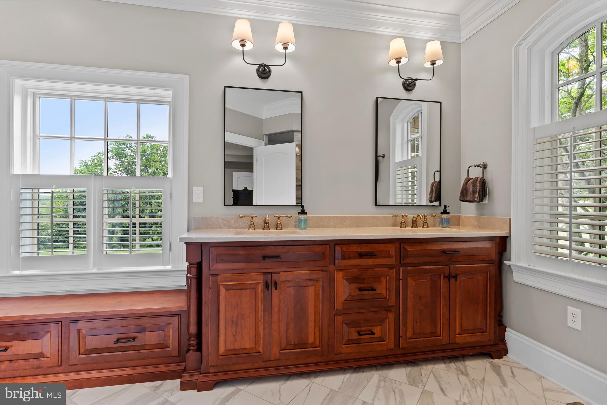 ALLEN GLEN - Residential