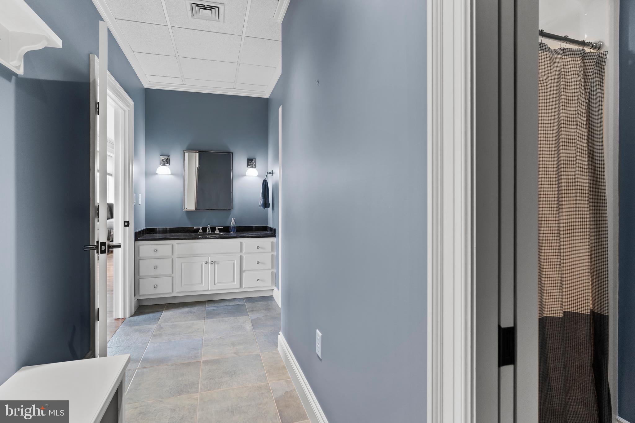 ALLEN GLEN - Residential