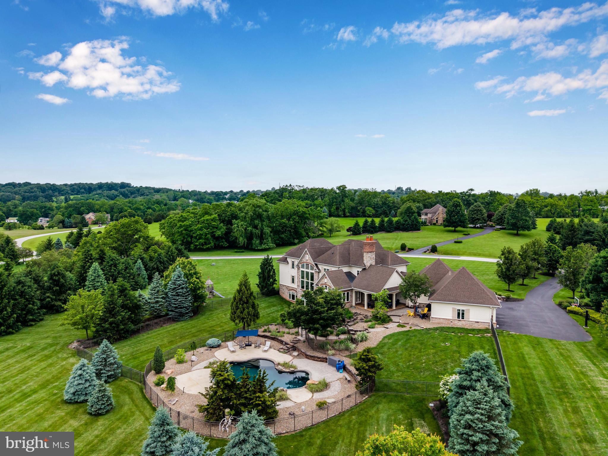 2740 ALLEN GLEN DRIVE