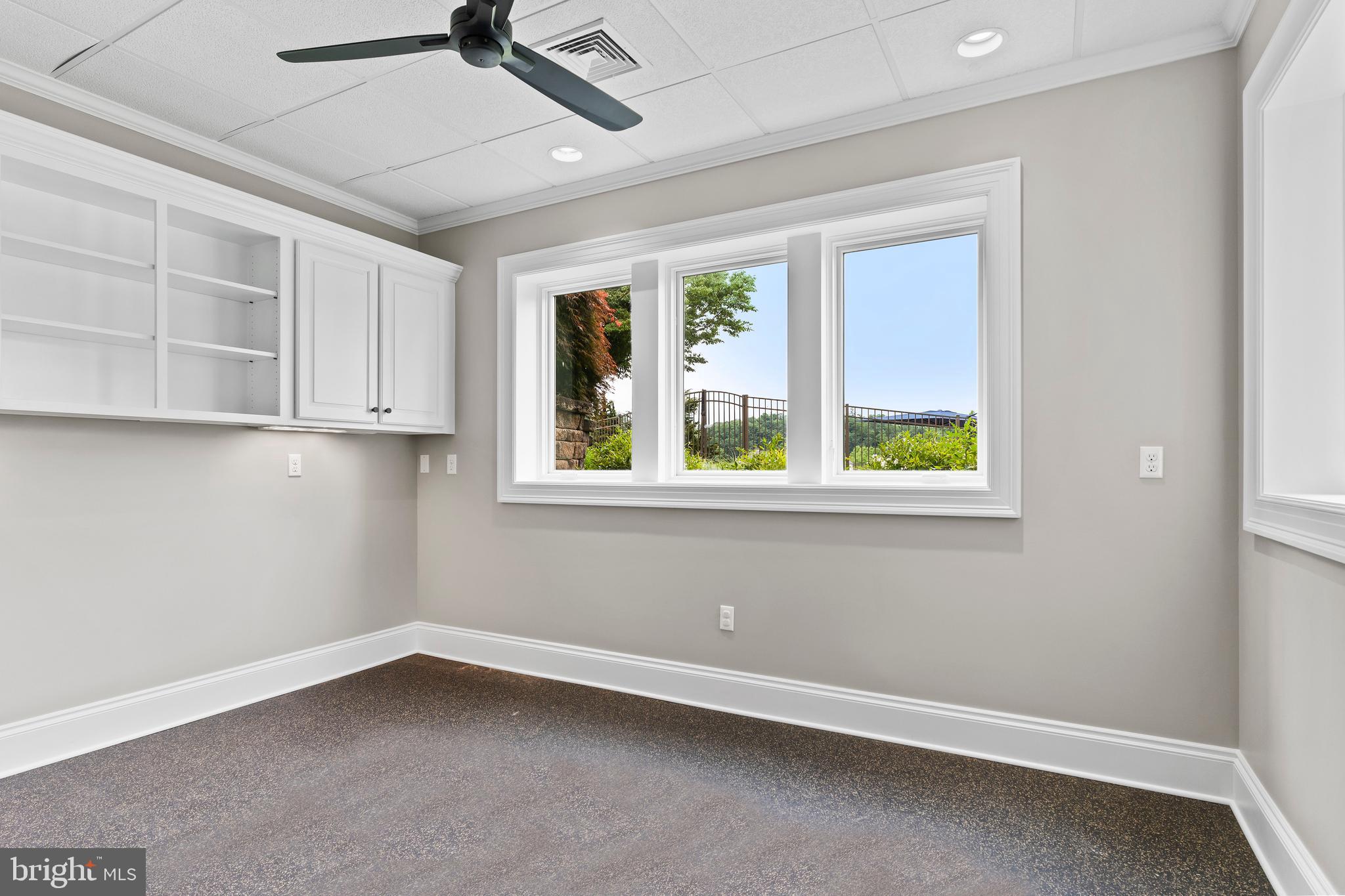 ALLEN GLEN - Residential