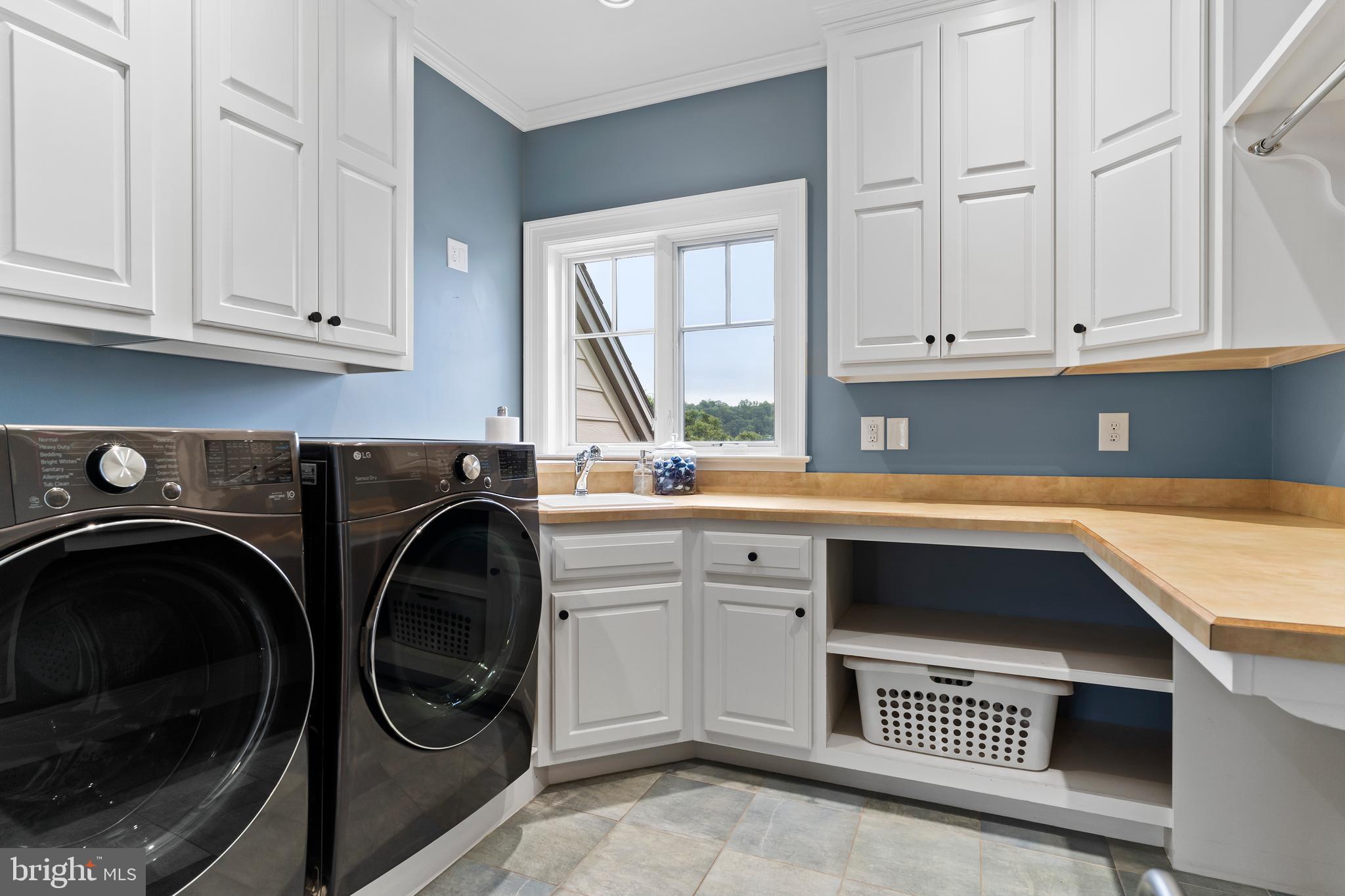 ALLEN GLEN - Residential