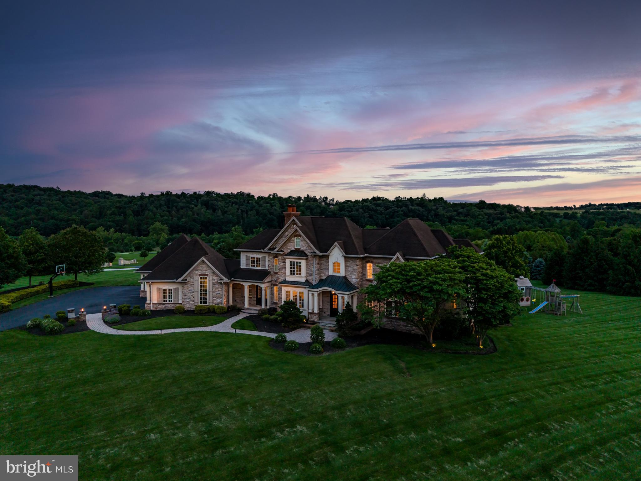 2740 ALLEN GLEN DRIVE