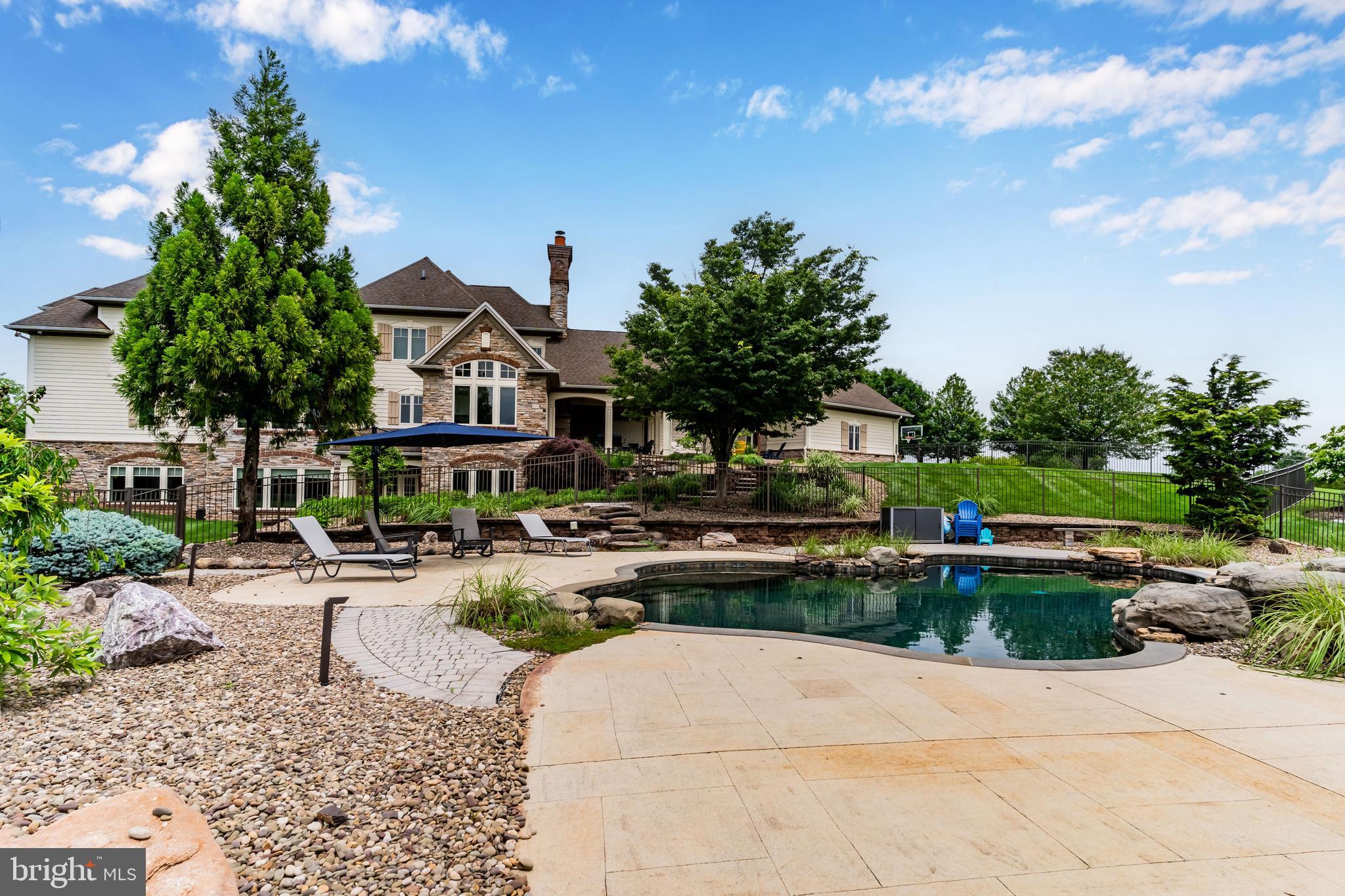 ALLEN GLEN - Residential