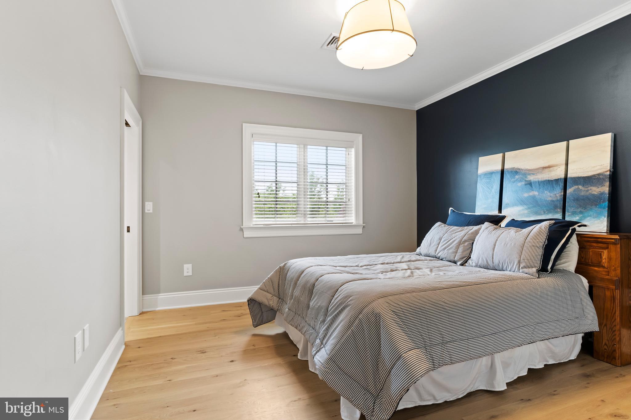 ALLEN GLEN - Residential