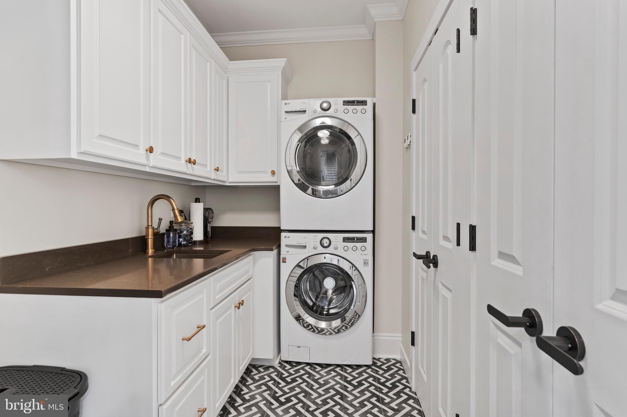 ALLEN GLEN - Residential