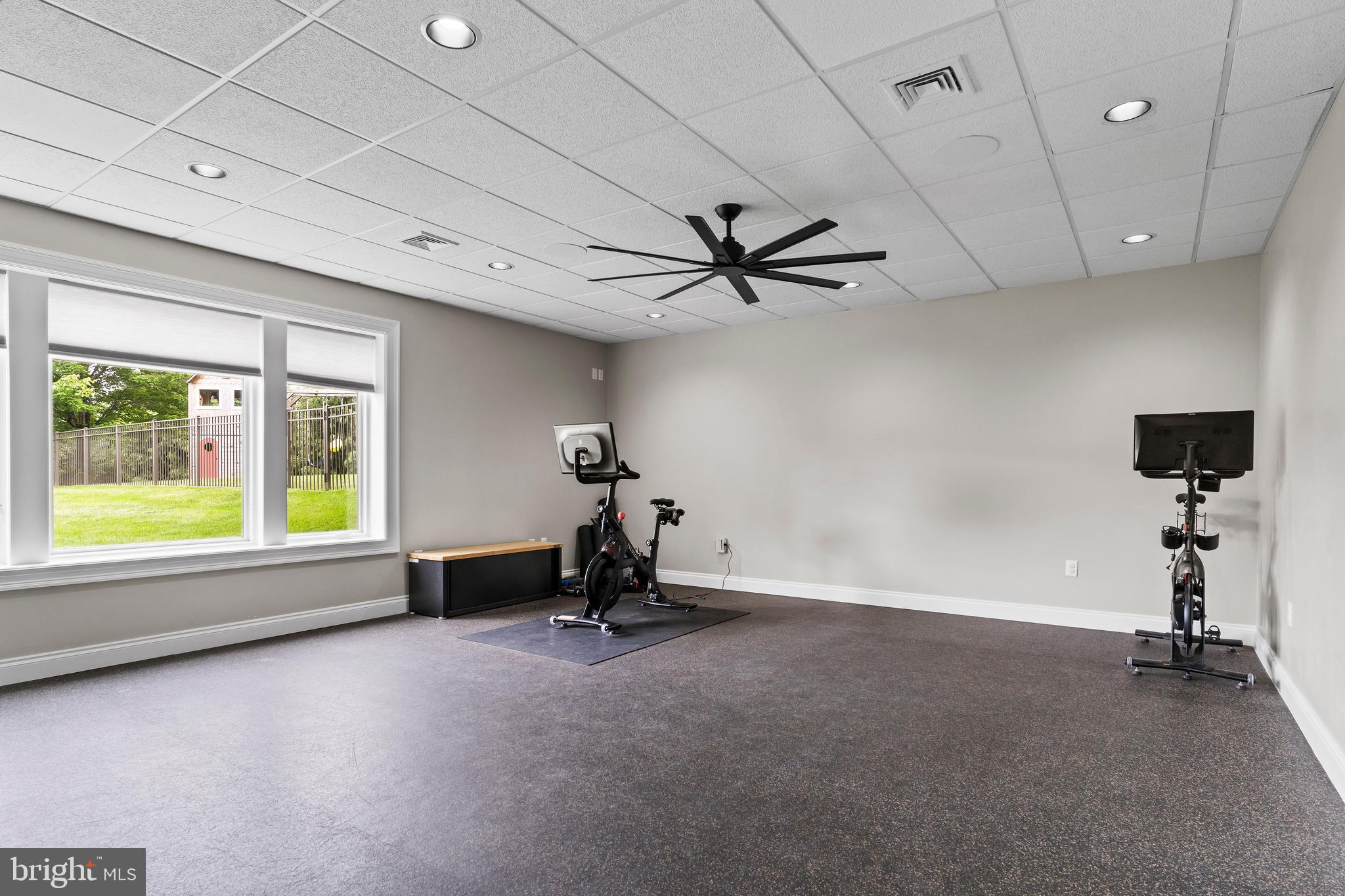 ALLEN GLEN - Residential