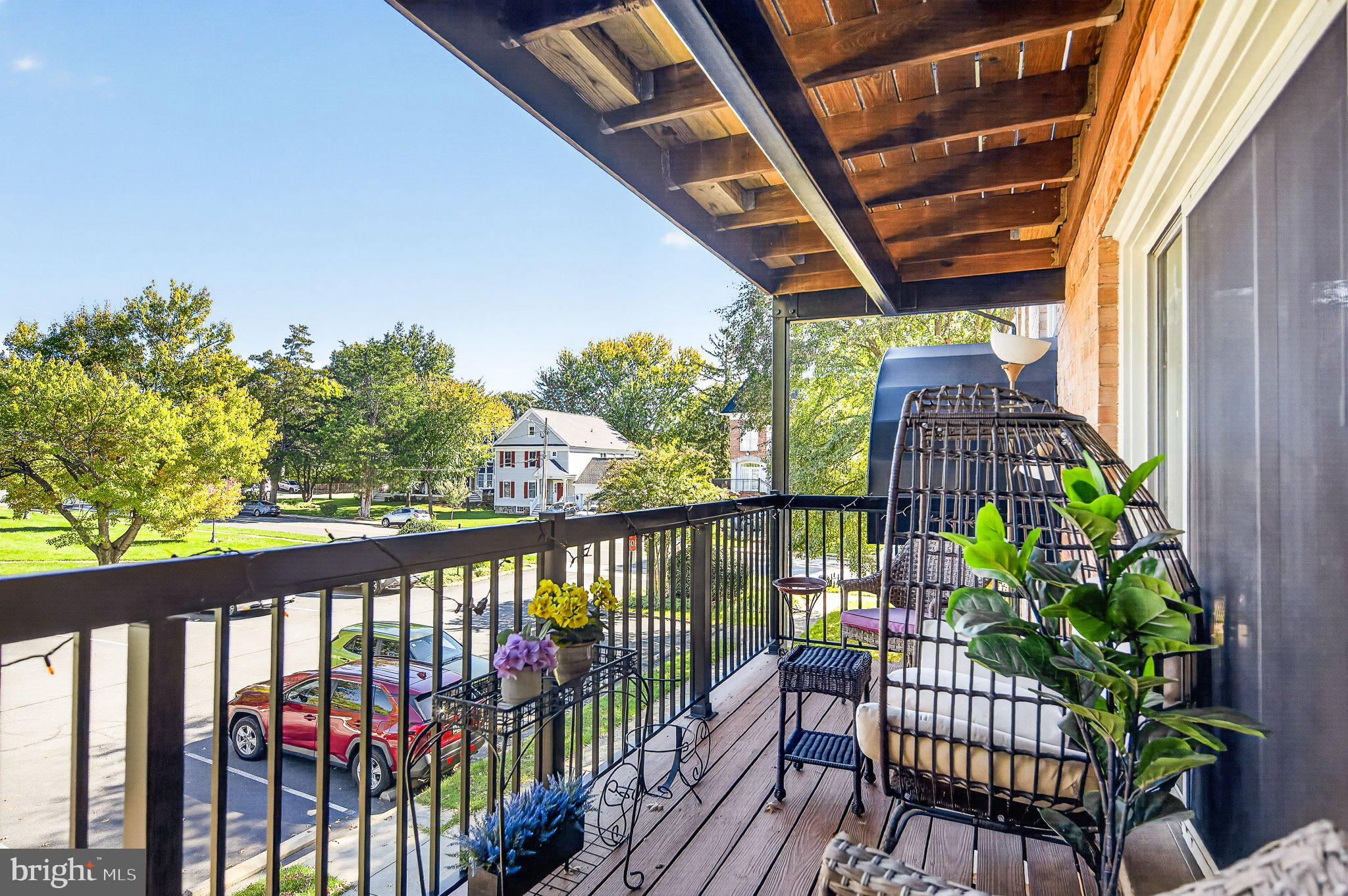 212 LOCUST STREET SE 108