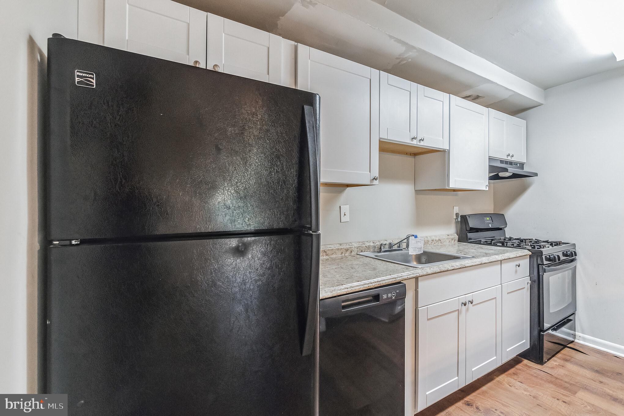 ADELPHI TERRACE CONDO - Residential