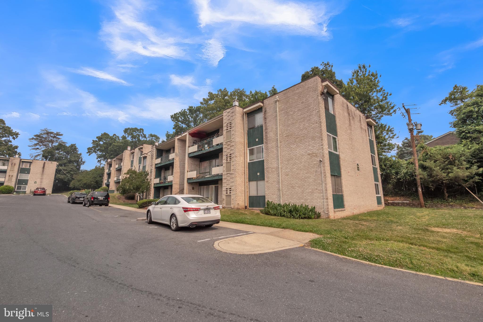 ADELPHI TERRACE CONDO - Residential