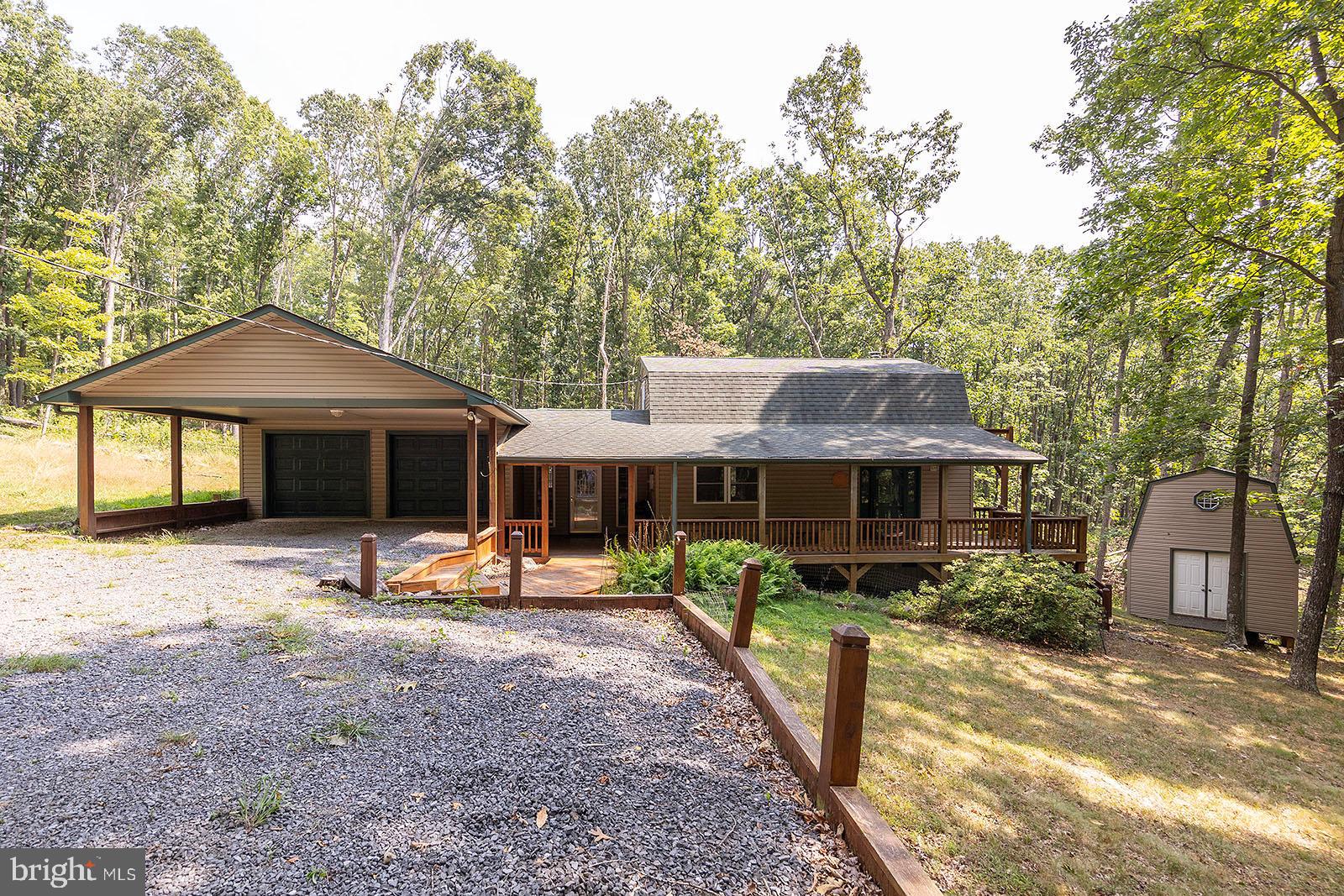 MOUNTAIN VIEW ESTATES - Residential