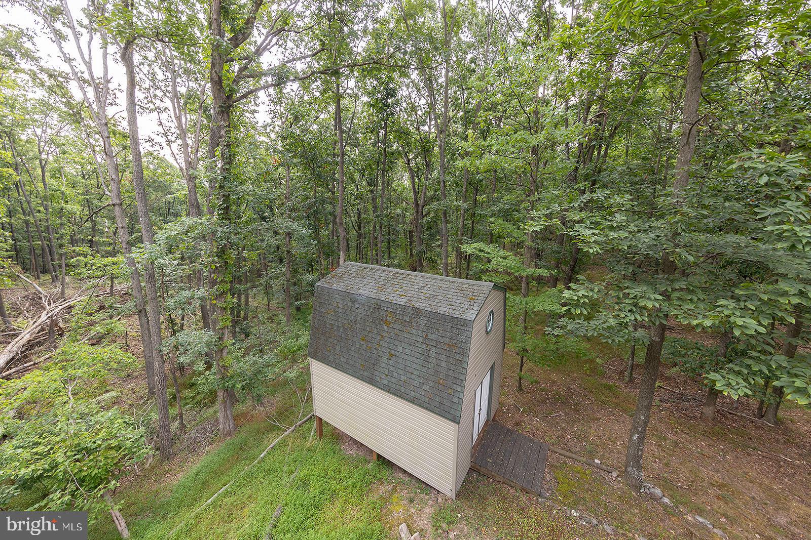 MOUNTAIN VIEW ESTATES - Residential