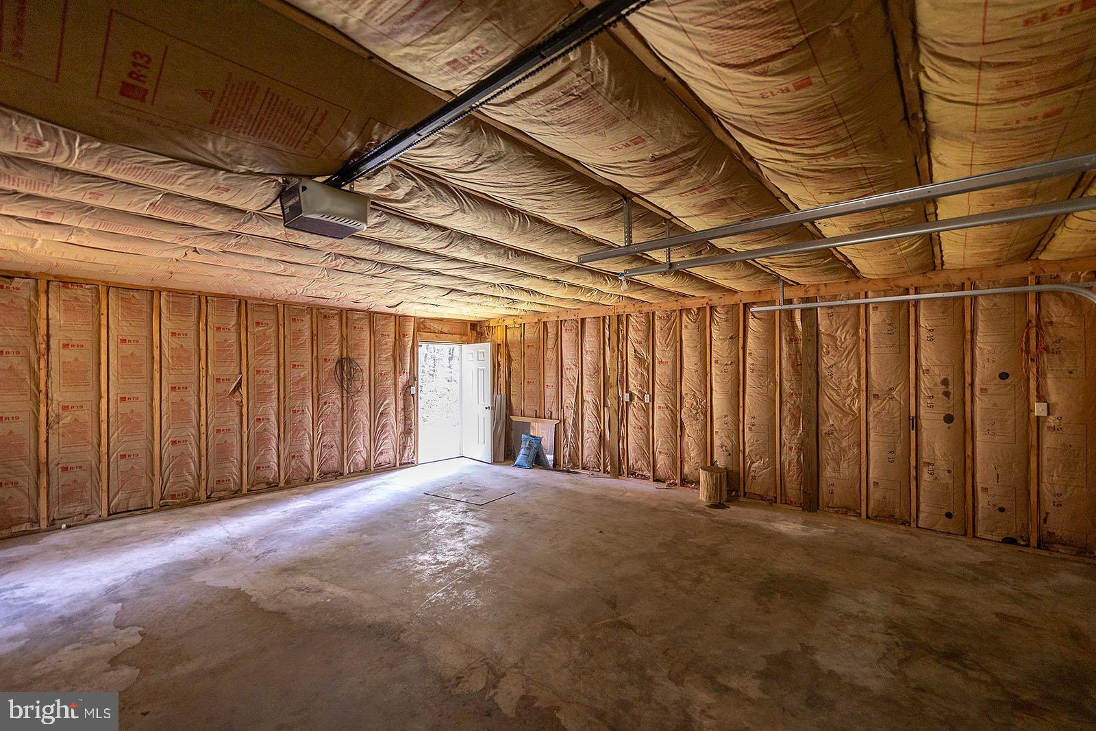 MOUNTAIN VIEW ESTATES - Residential