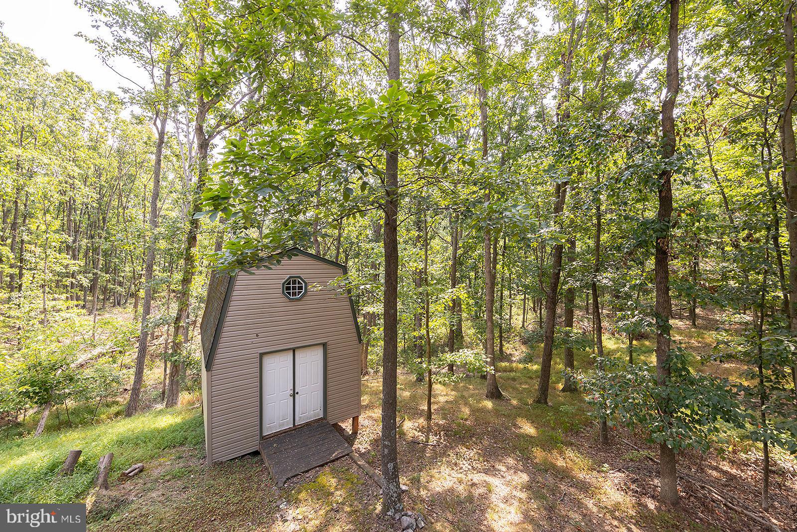 MOUNTAIN VIEW ESTATES - Residential