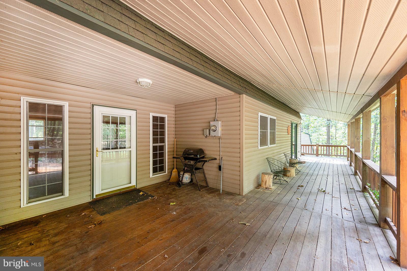 MOUNTAIN VIEW ESTATES - Residential