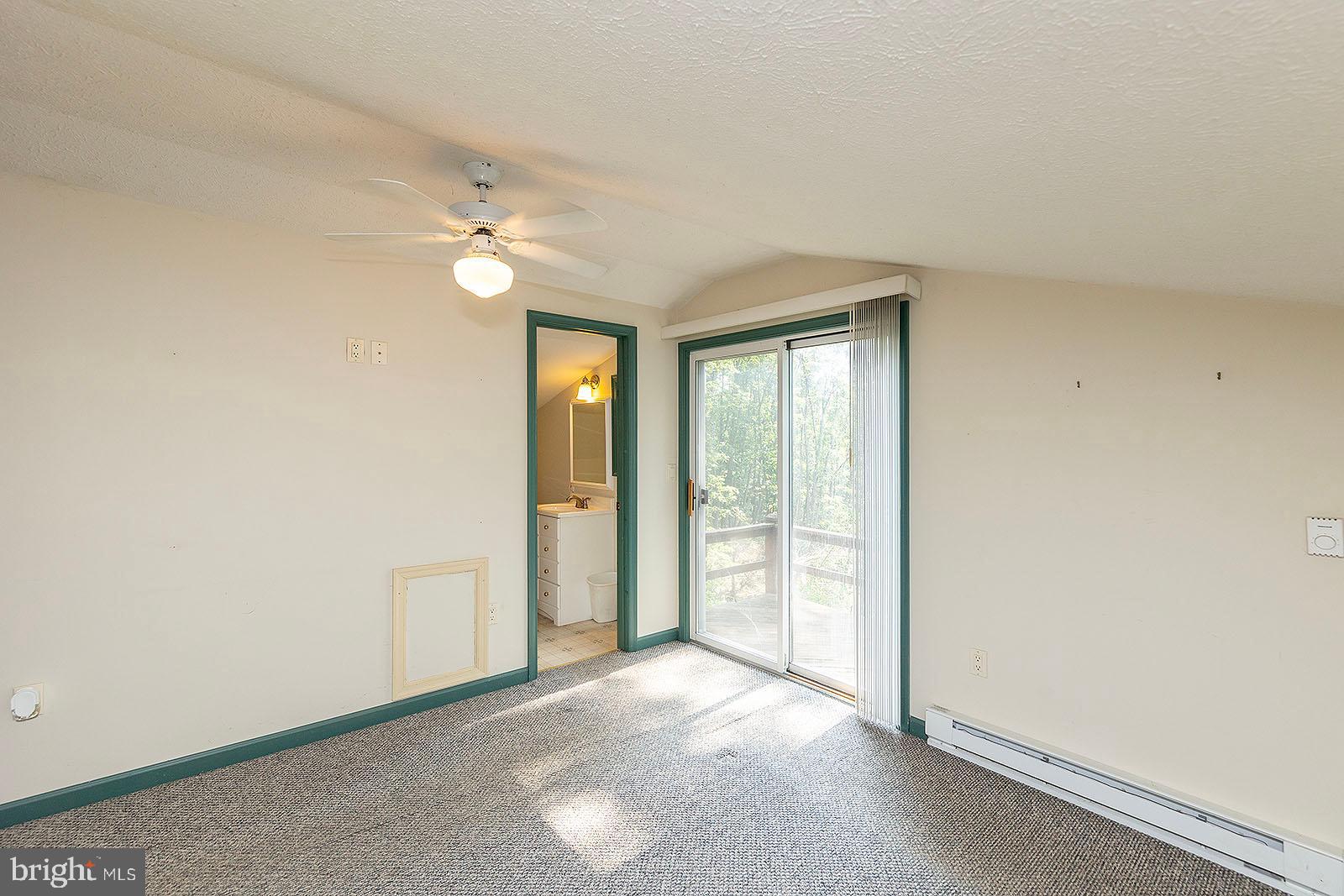 MOUNTAIN VIEW ESTATES - Residential