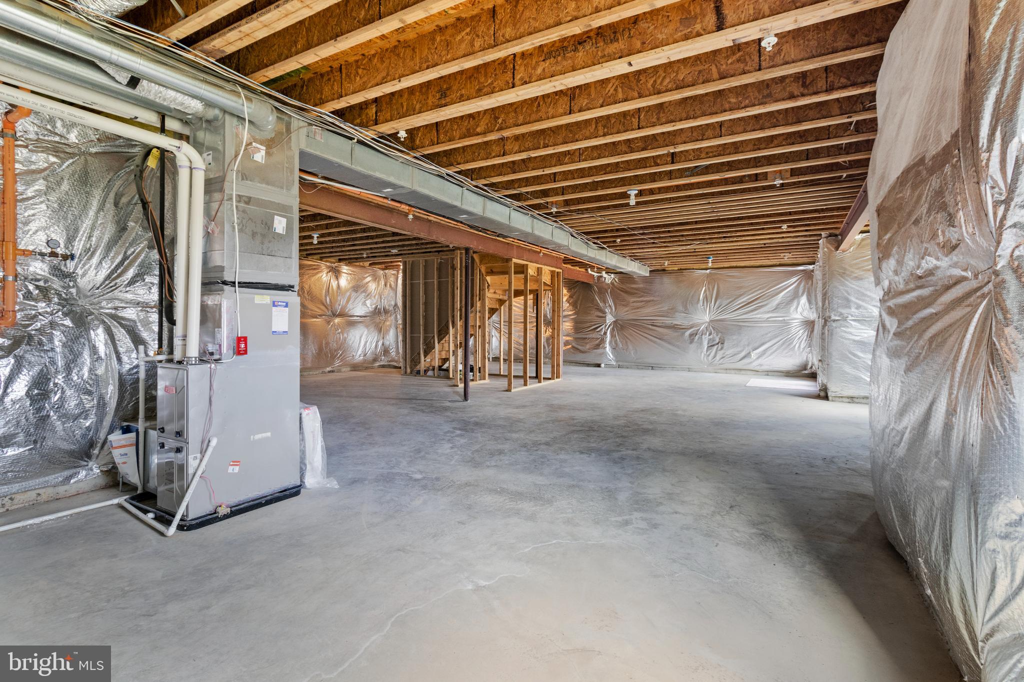 BALMORAL - Residential Lease