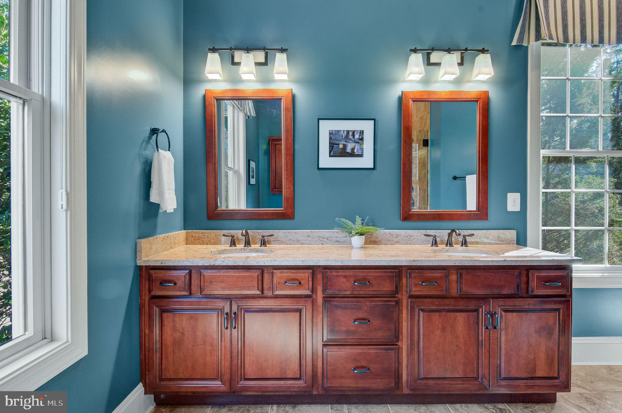 OCCOQUAN OVERLOOK - Residential