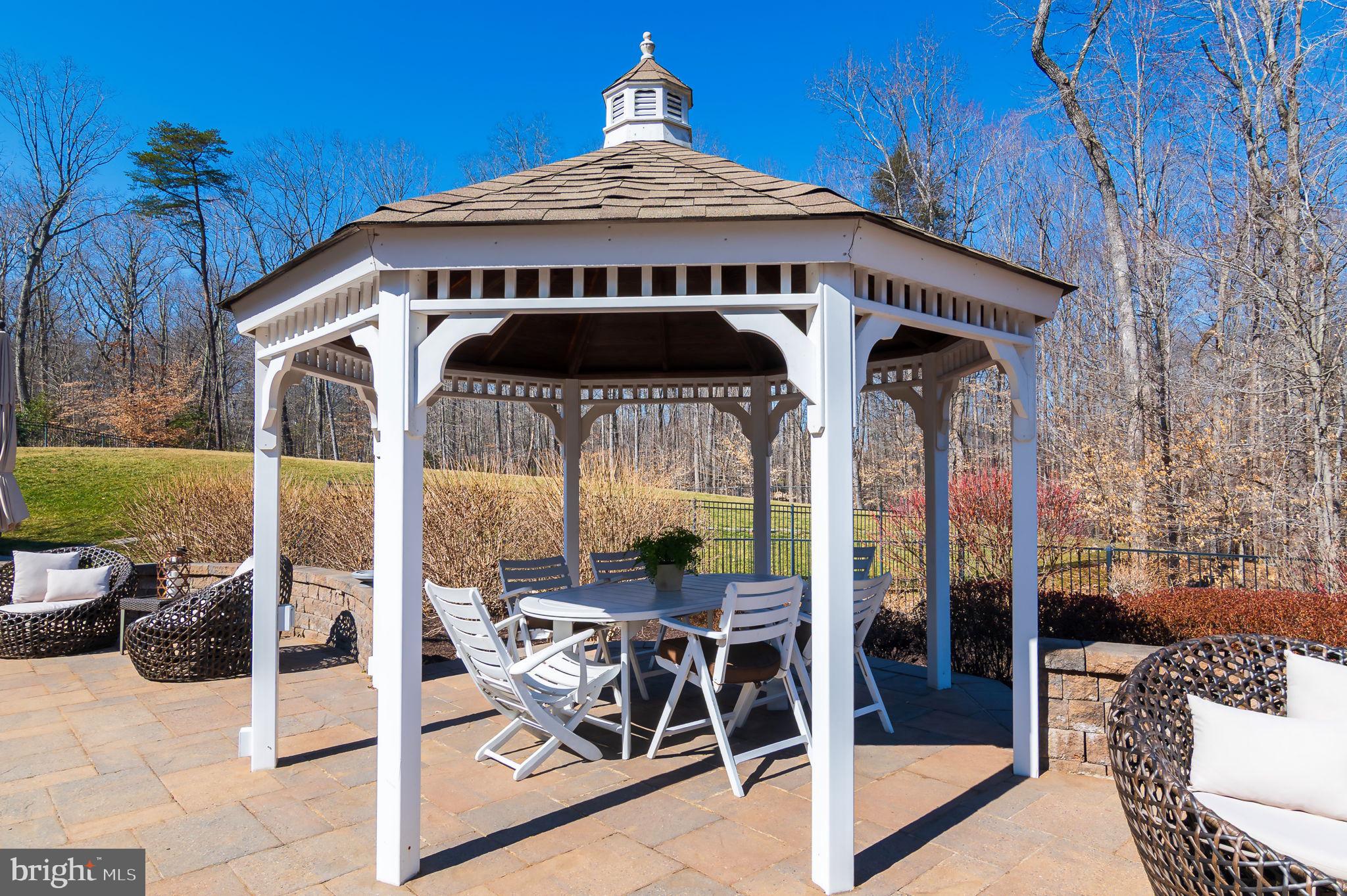 OCCOQUAN OVERLOOK - Residential