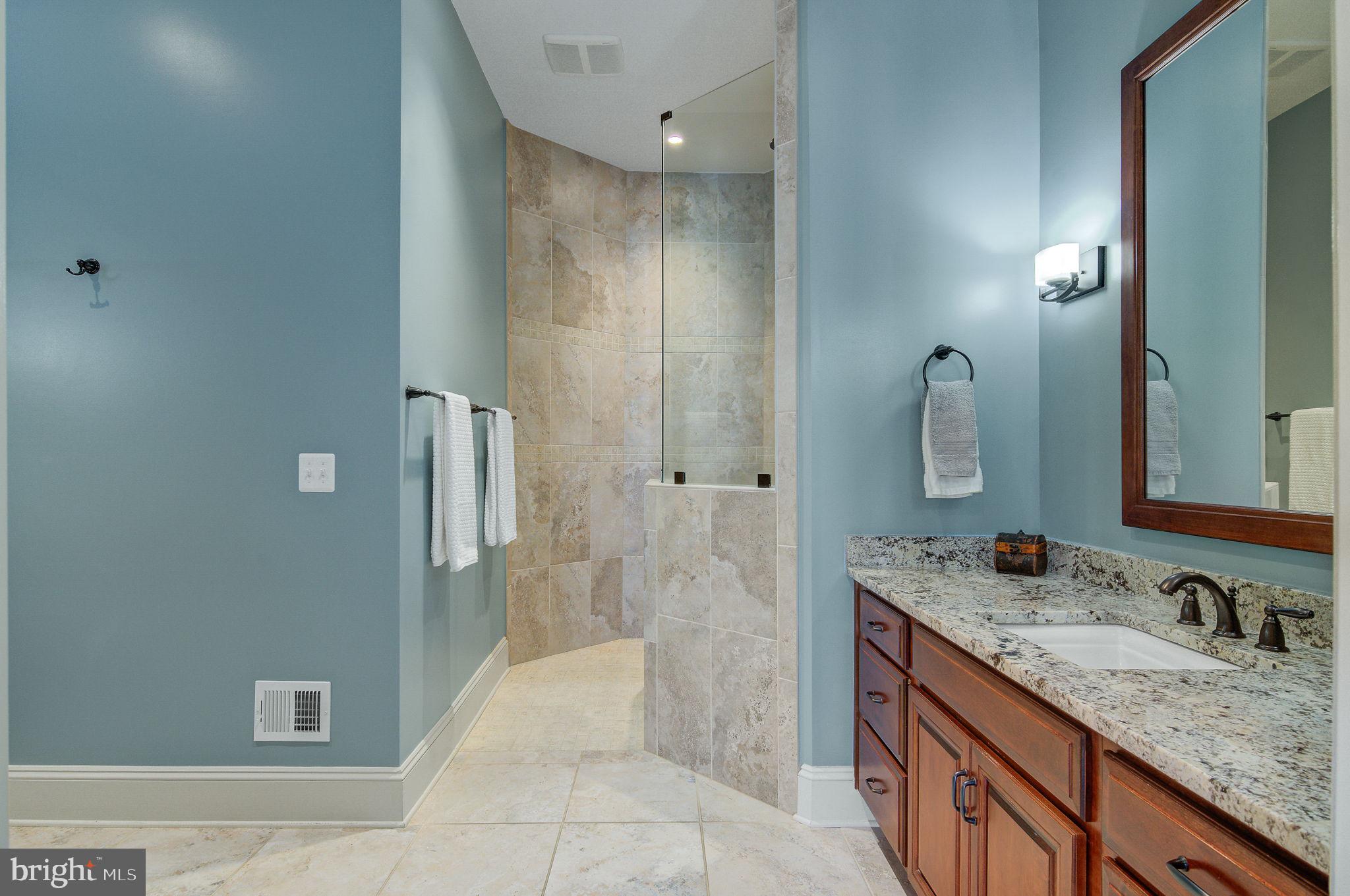 OCCOQUAN OVERLOOK - Residential