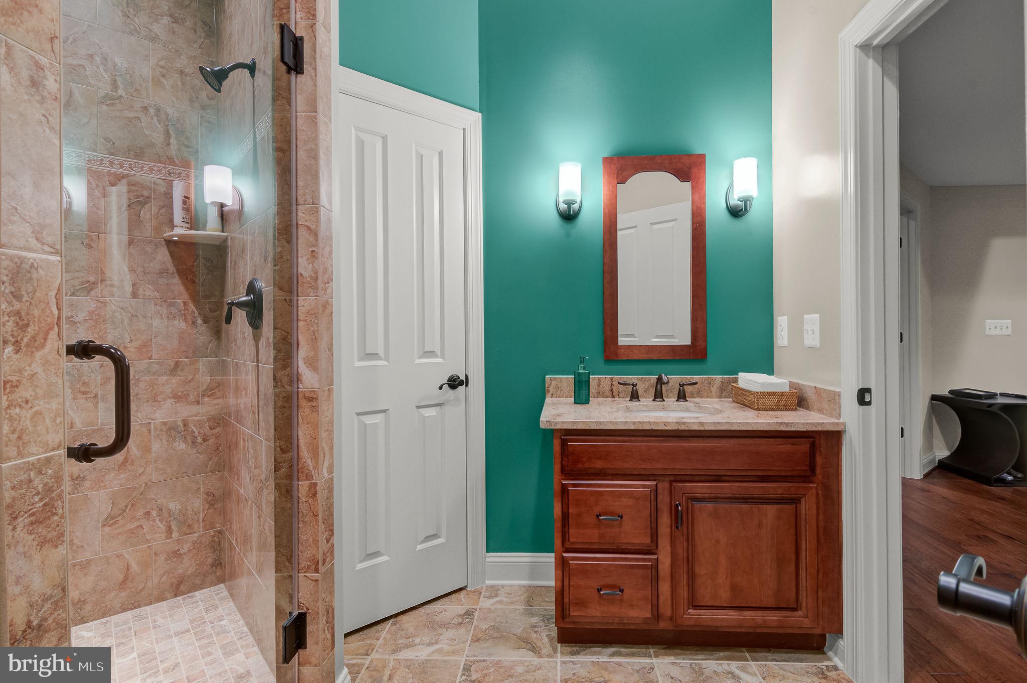 OCCOQUAN OVERLOOK - Residential