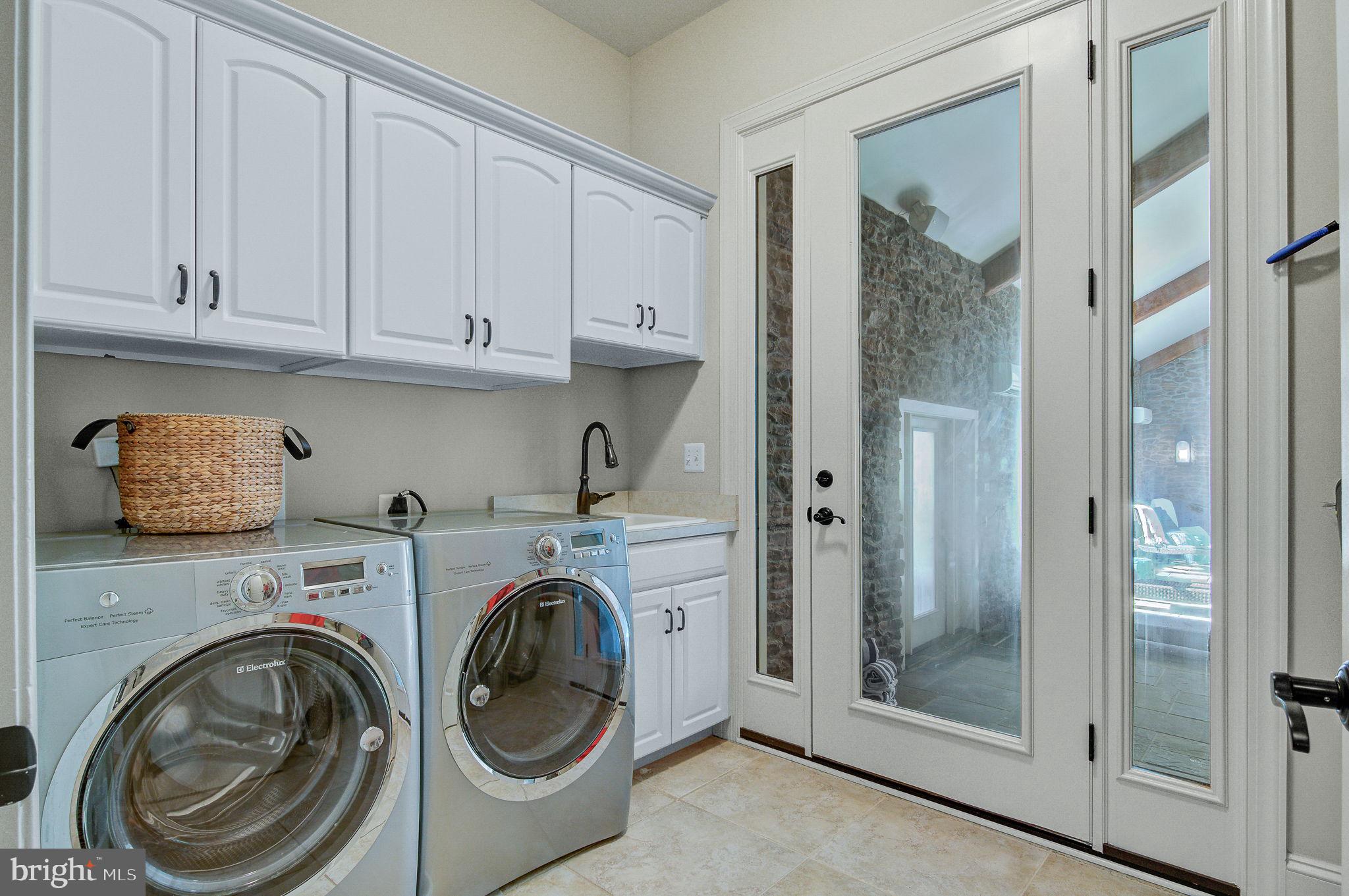 OCCOQUAN OVERLOOK - Residential