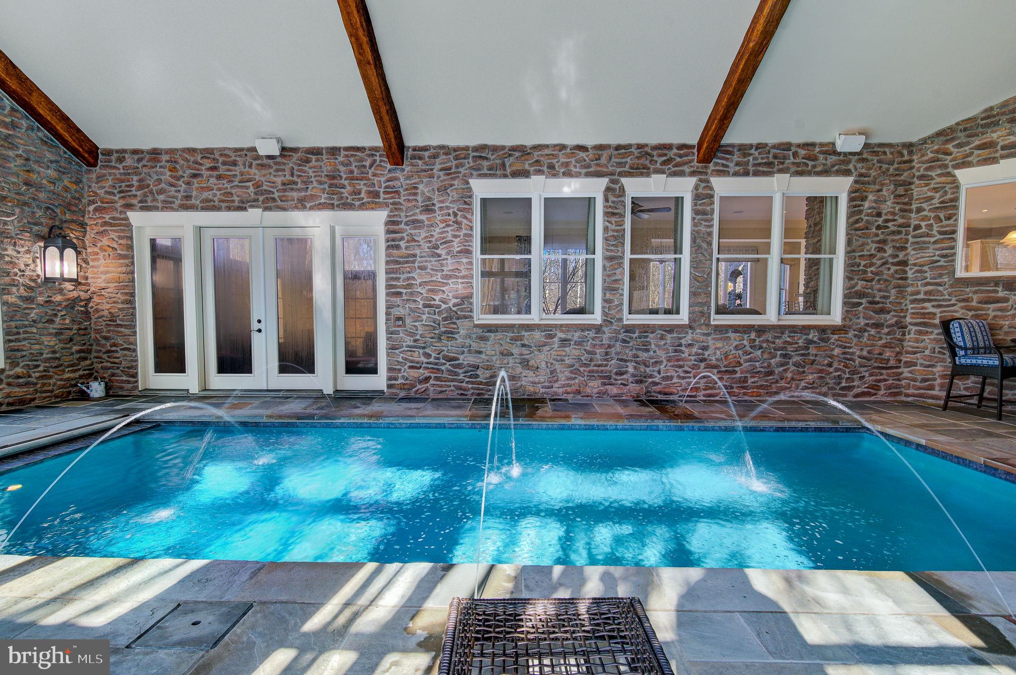 OCCOQUAN OVERLOOK - Residential