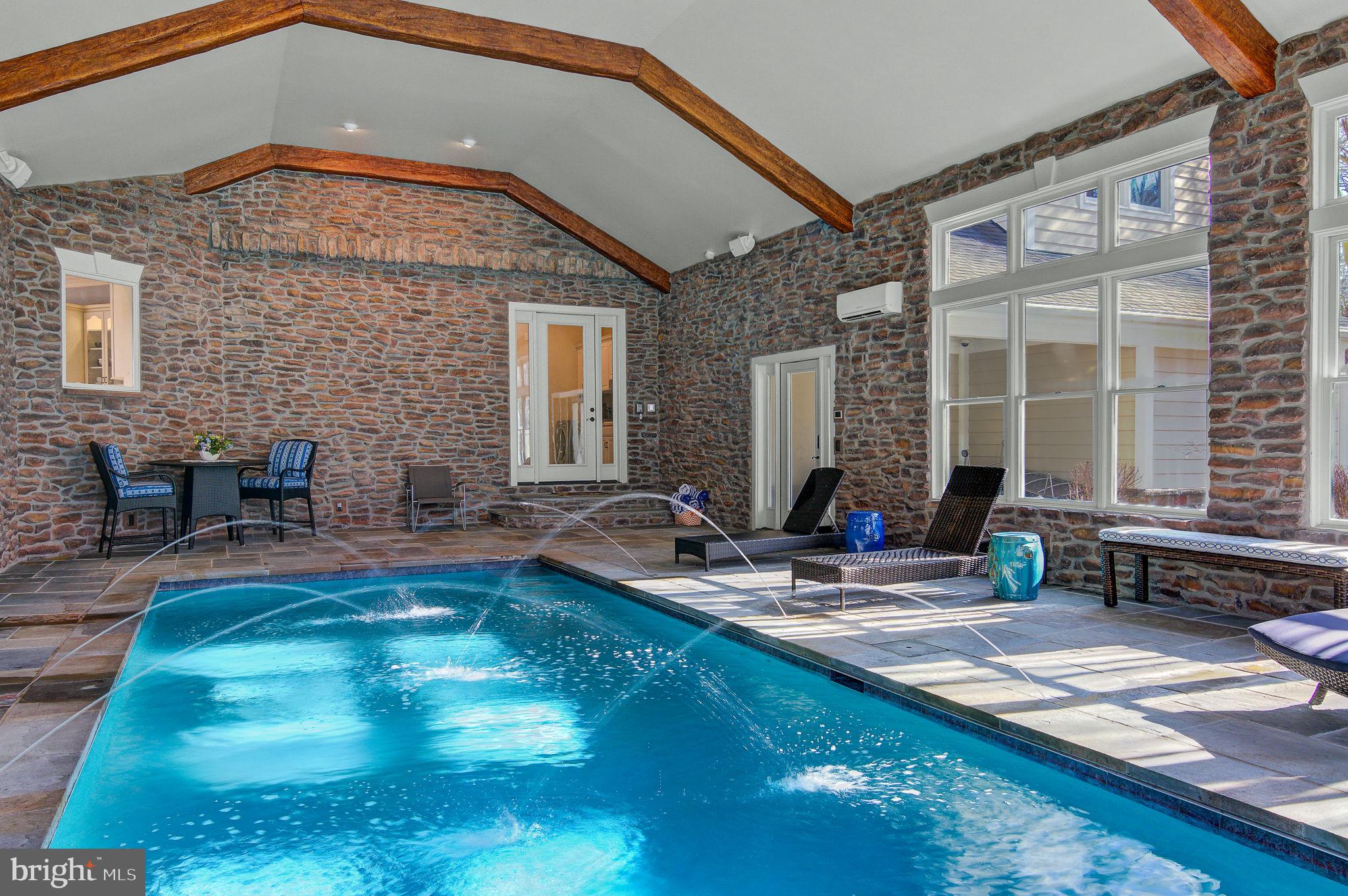 OCCOQUAN OVERLOOK - Residential