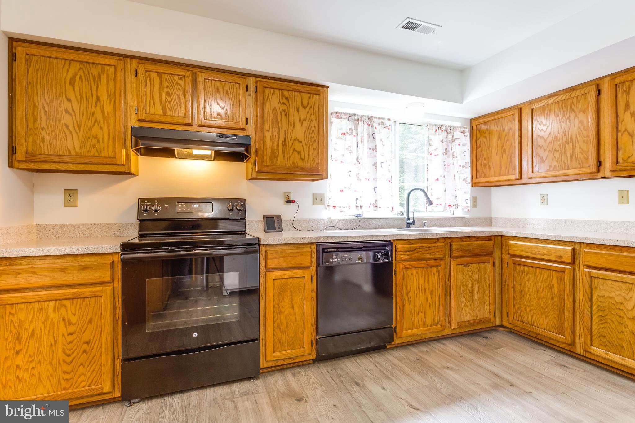 HAMPSHIRE - Residential