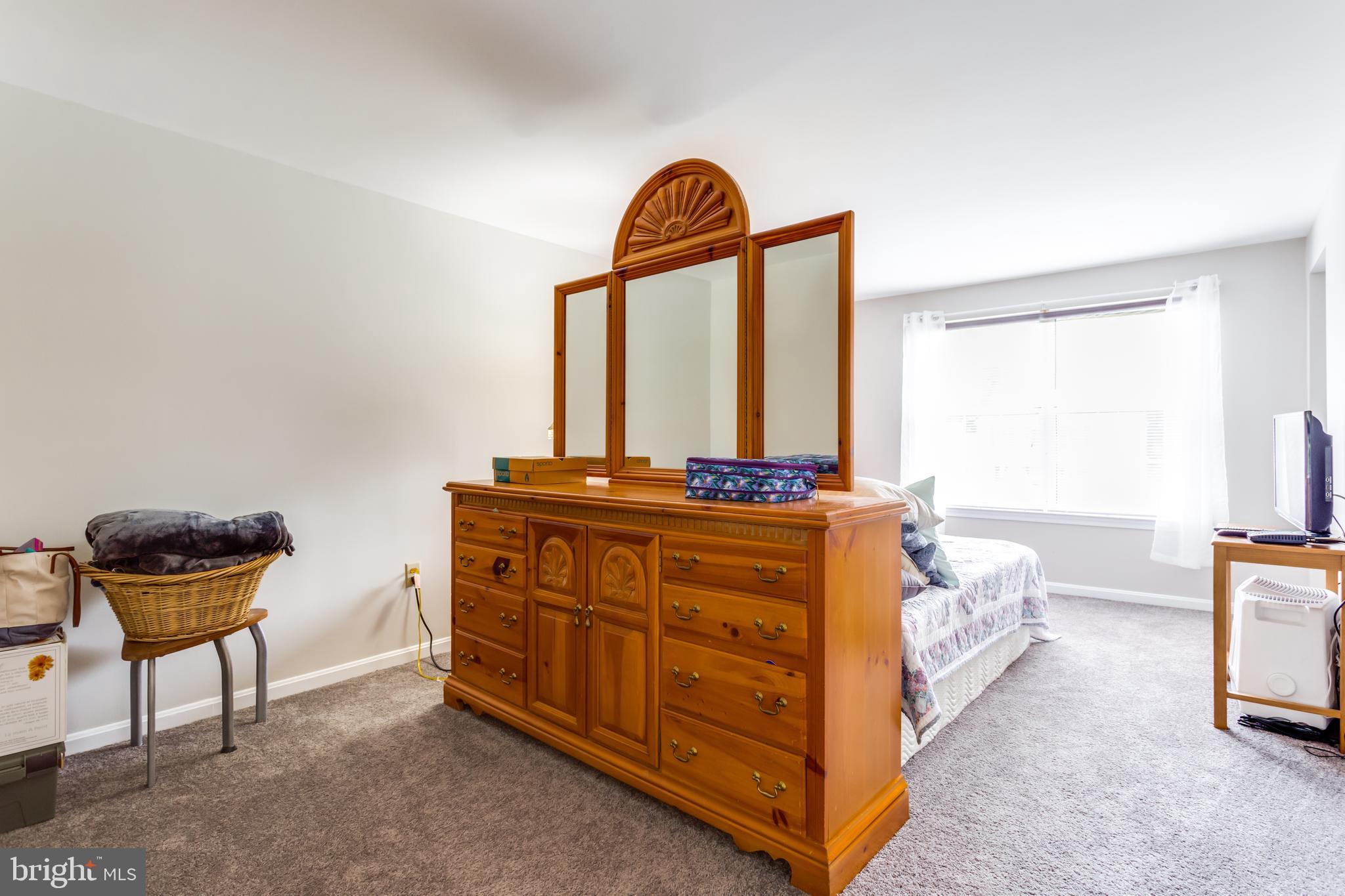 HAMPSHIRE - Residential